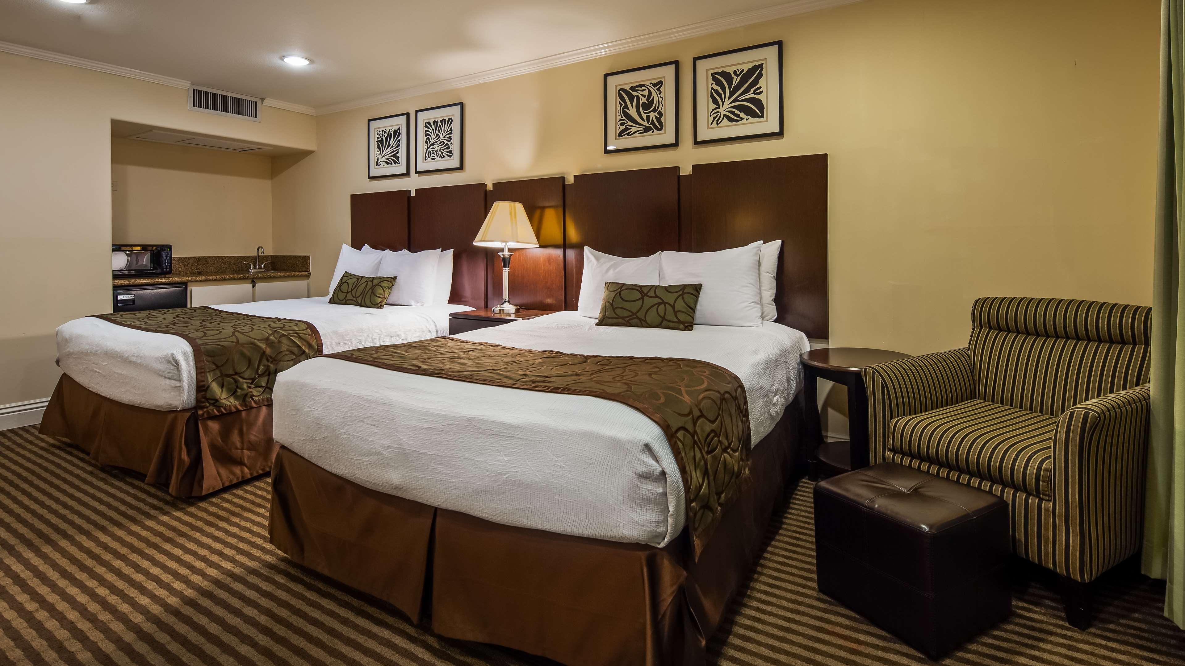 Room Two Queen Beds Non Smoking