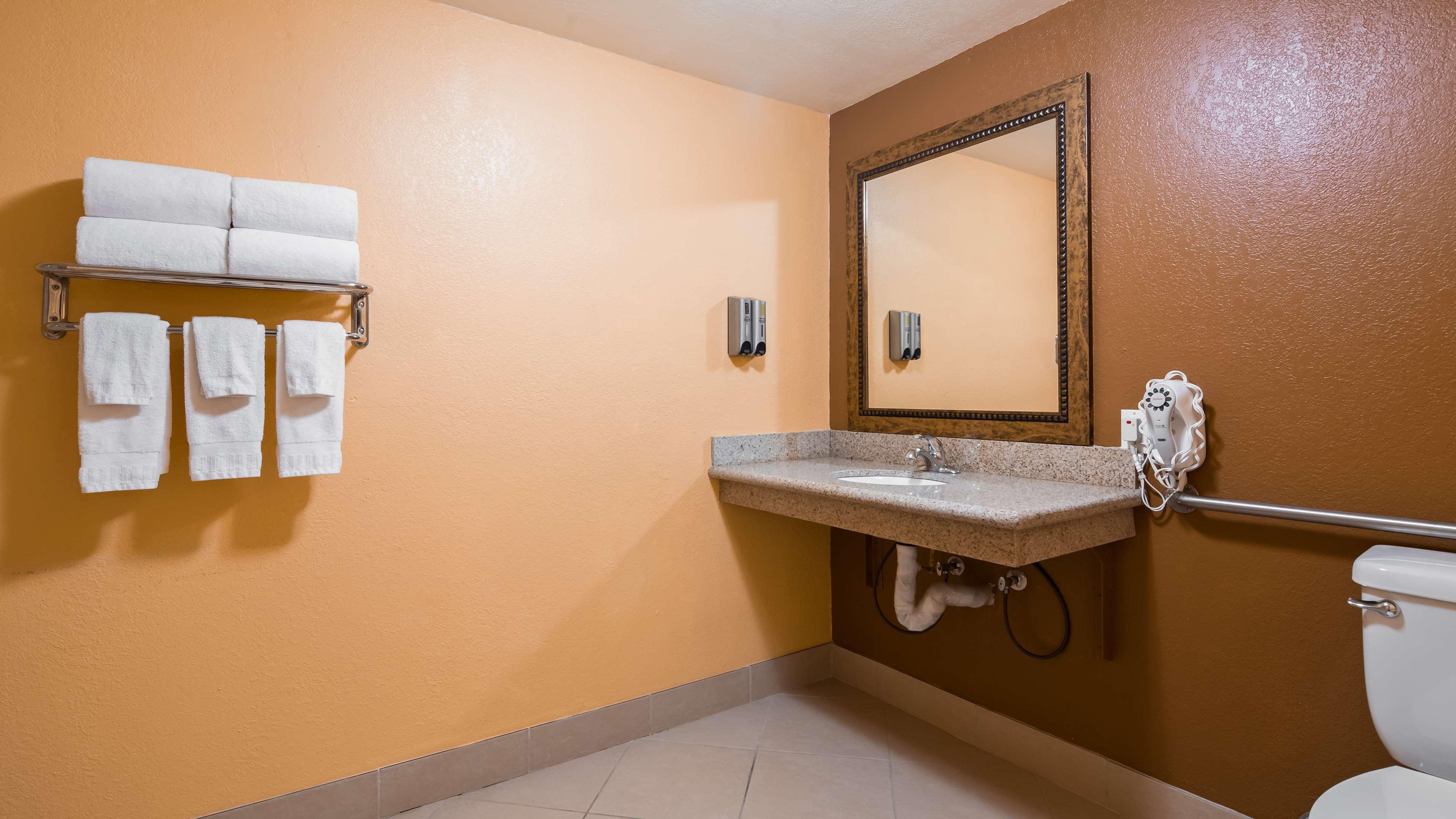 Room King Bed Non Smoking