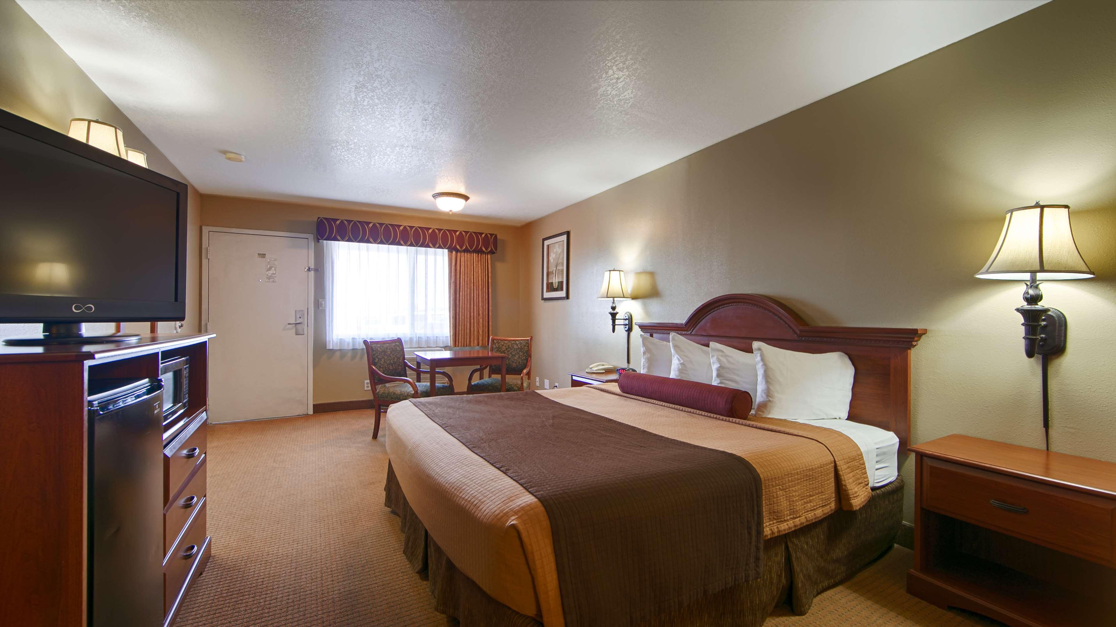 Room King Bed Non Smoking