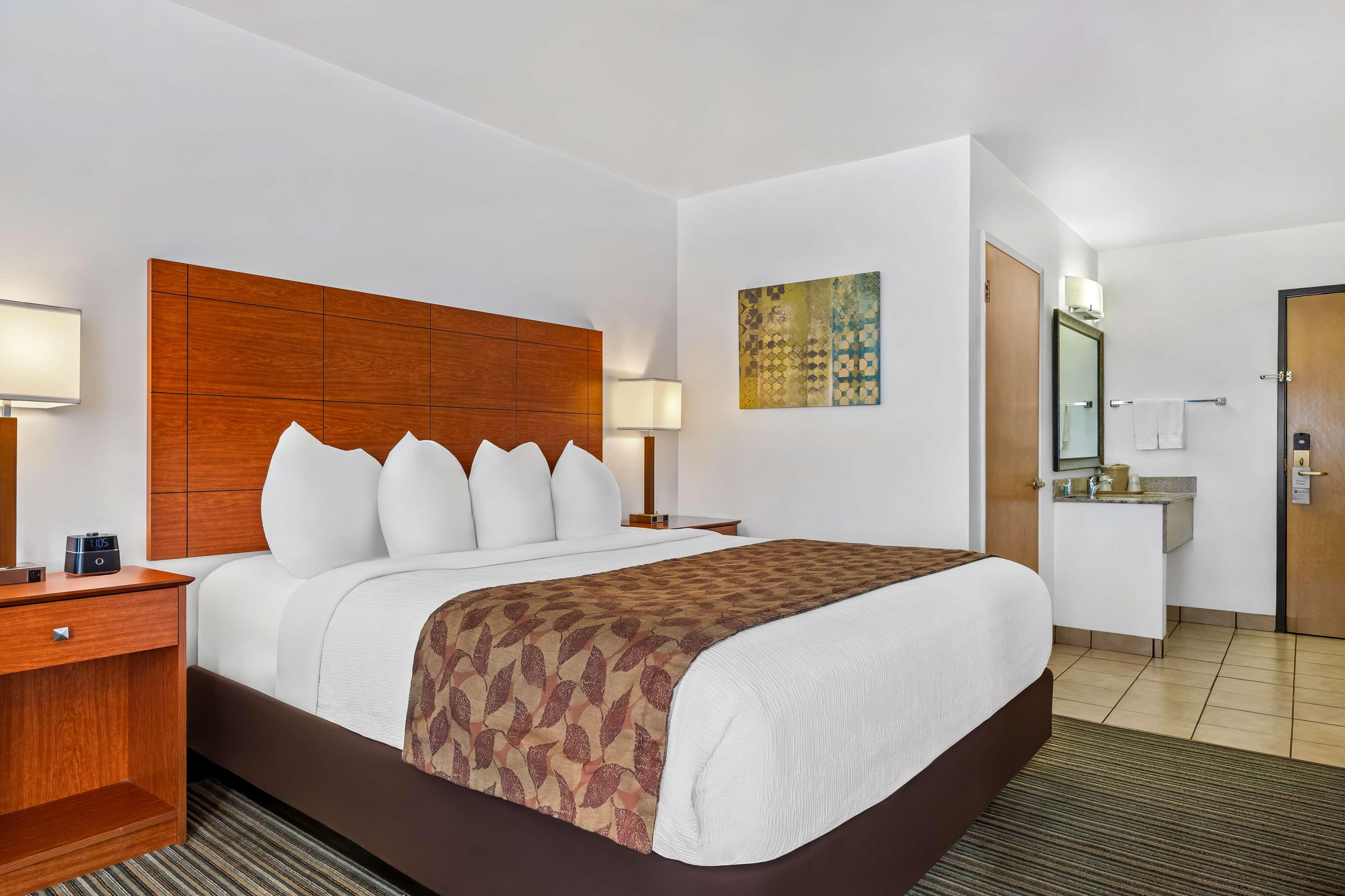 Room Deluxe Capacity 4