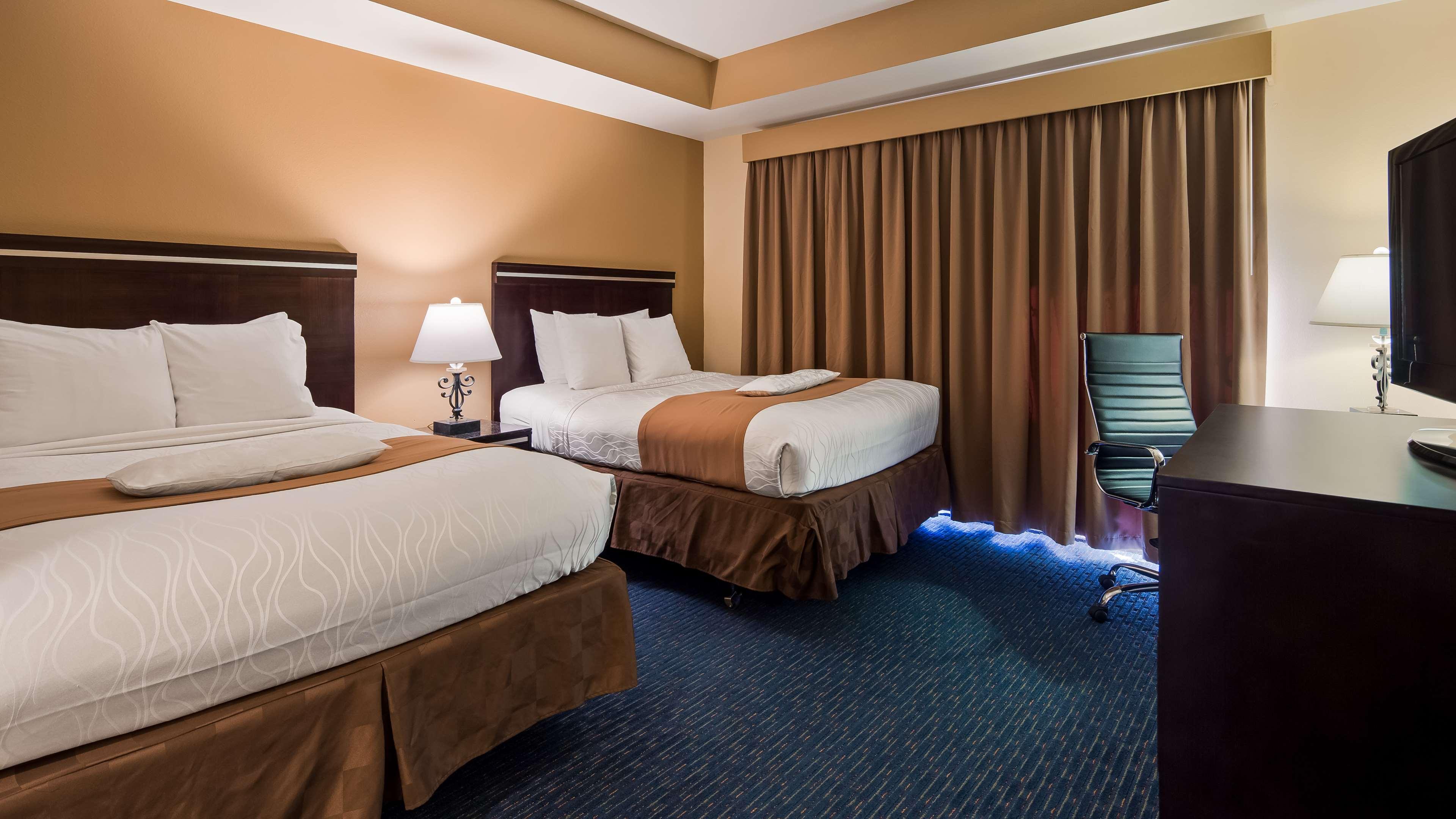 Suite Two Double Beds Non Smoking