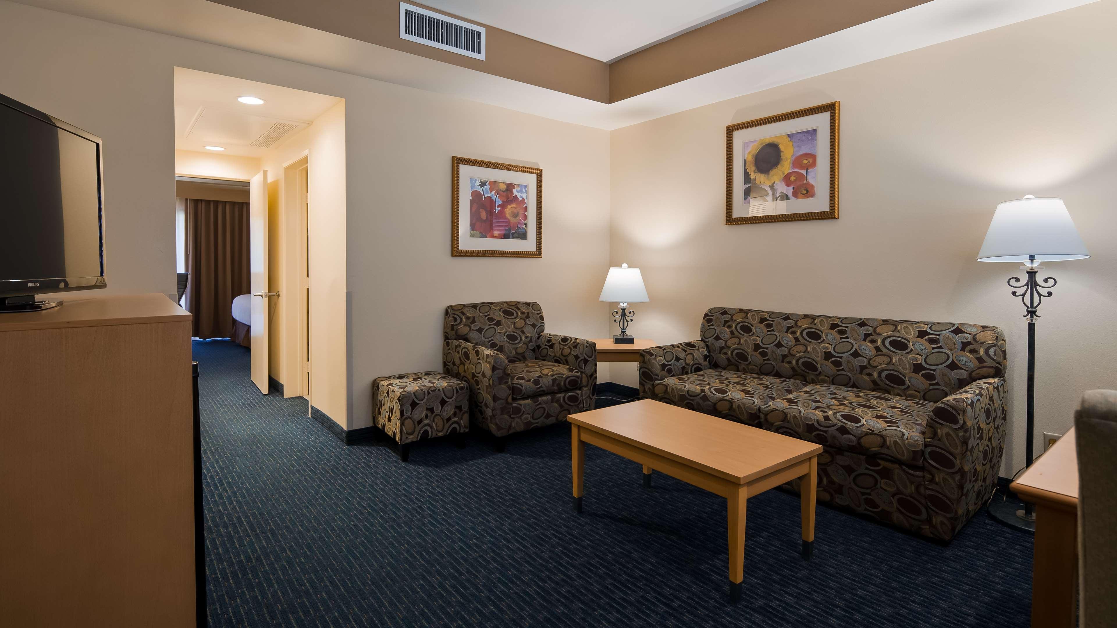 Suite Two Double Beds Non Smoking