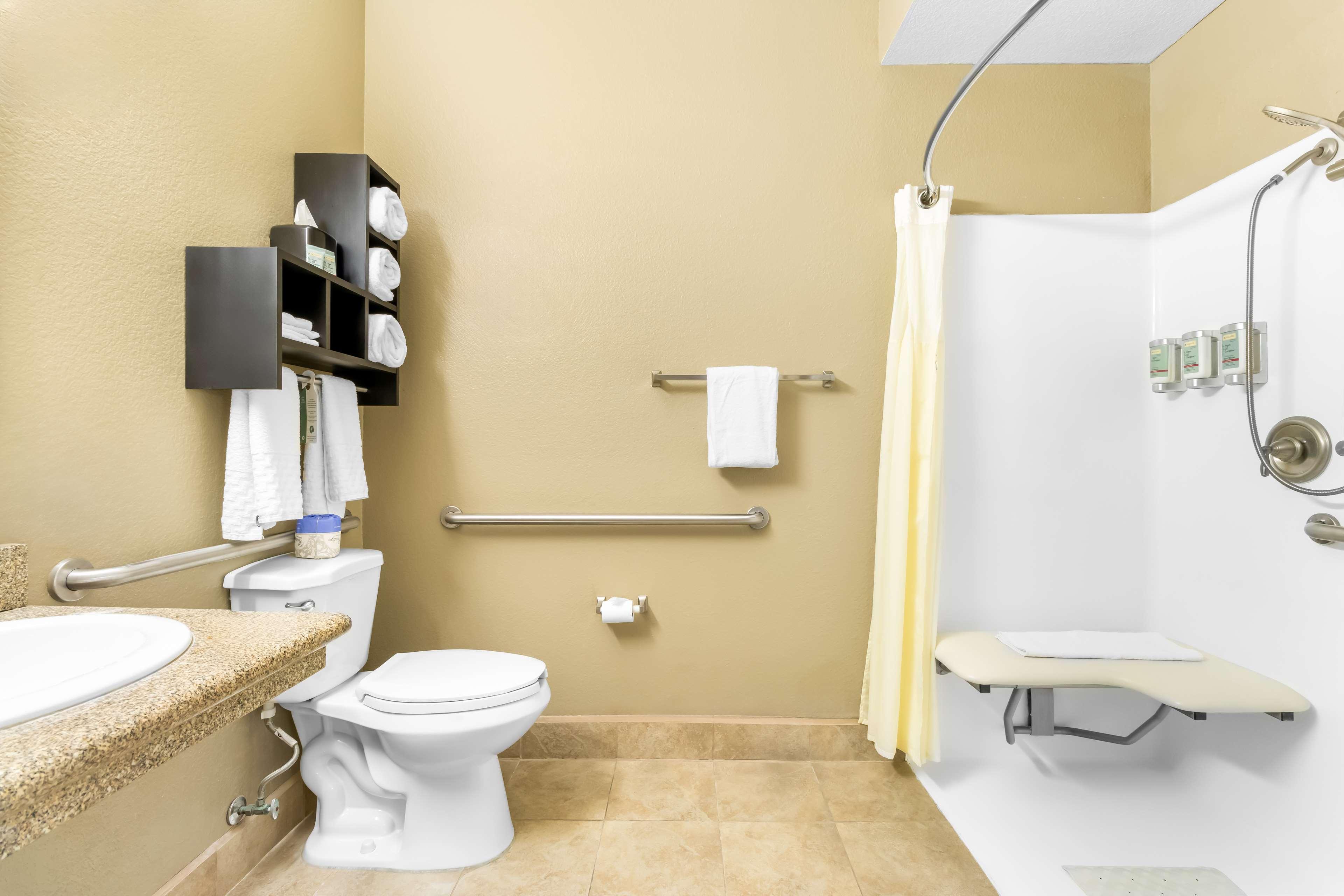 Room King Bed Non Smoking