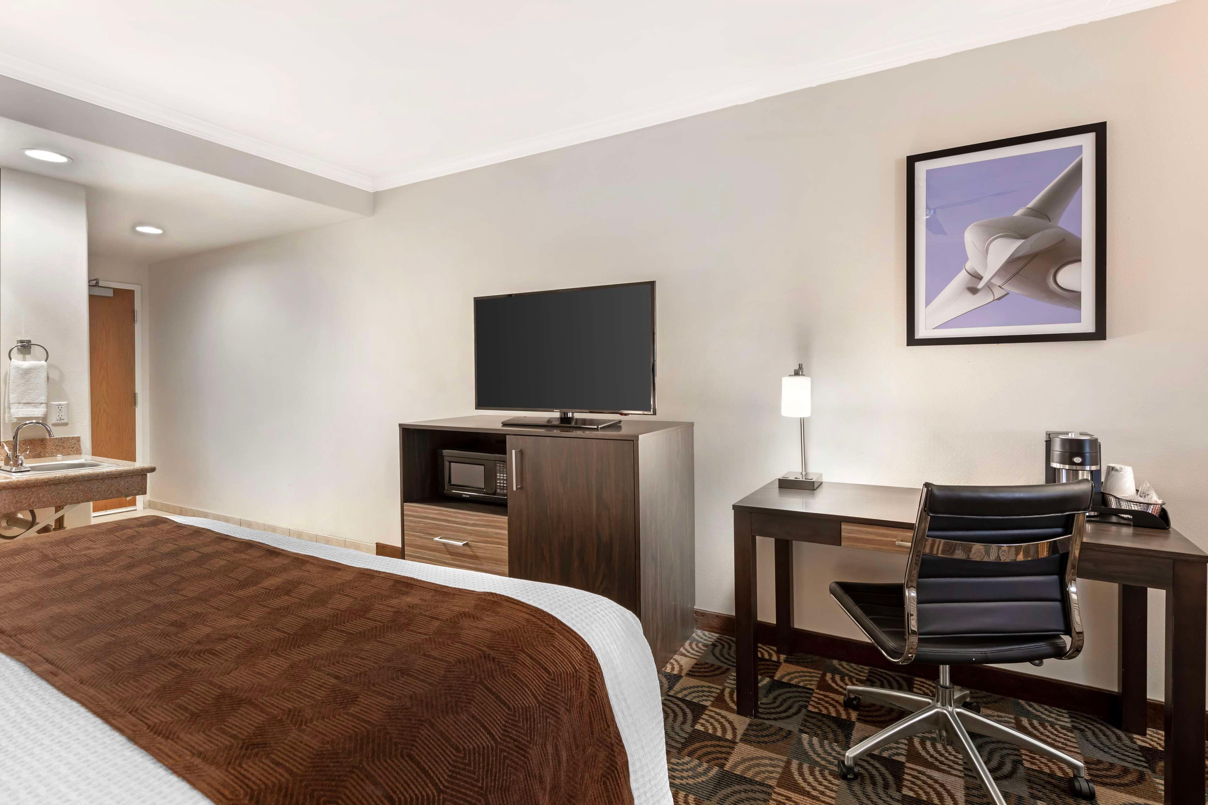 Suite King Bed Non Smoking