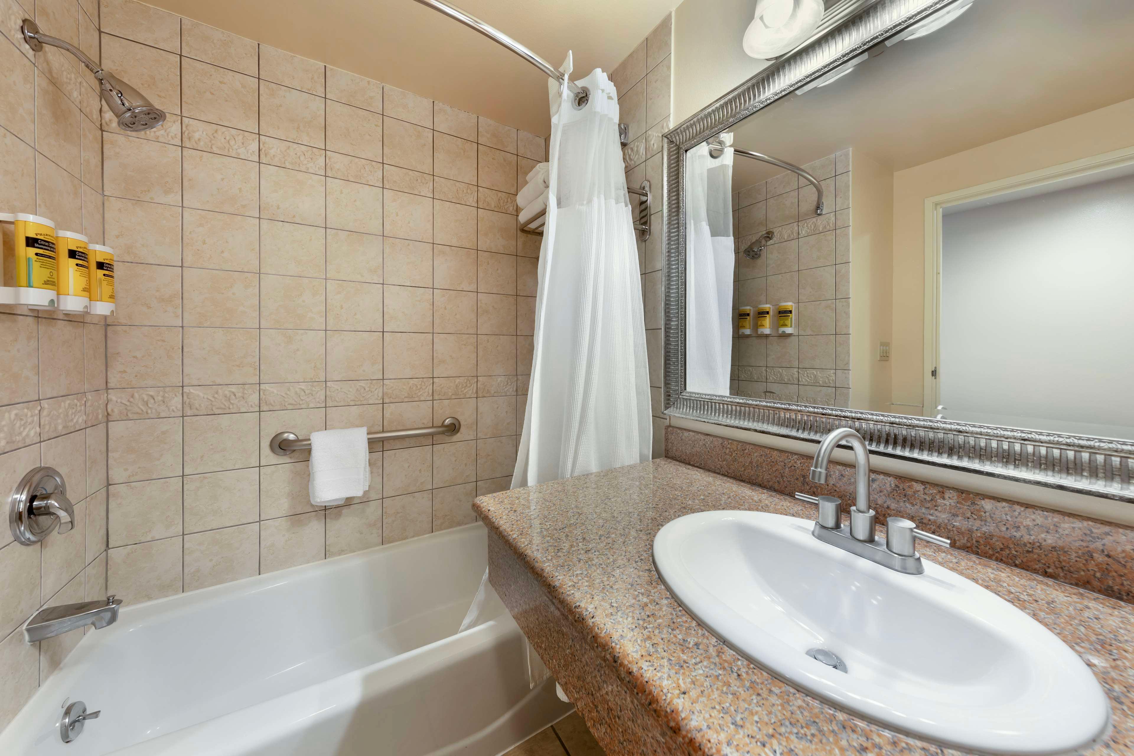 Suite Two Queen Beds