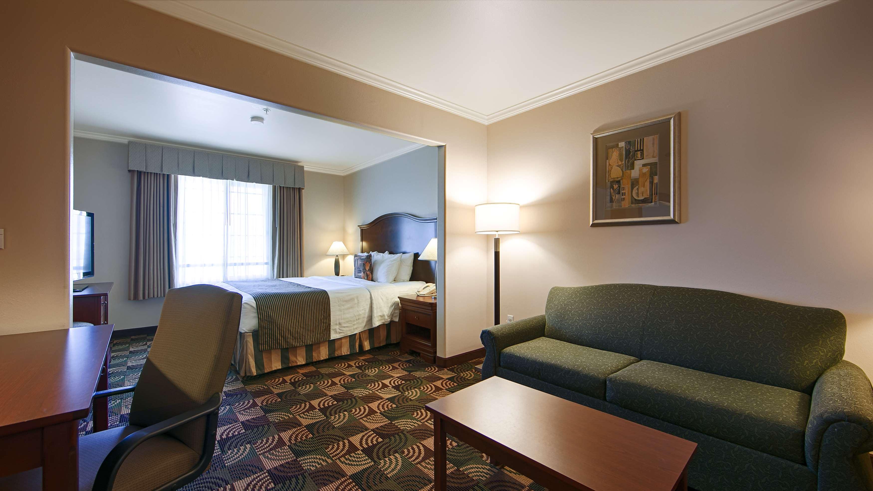 Suite King Bed Non Smoking