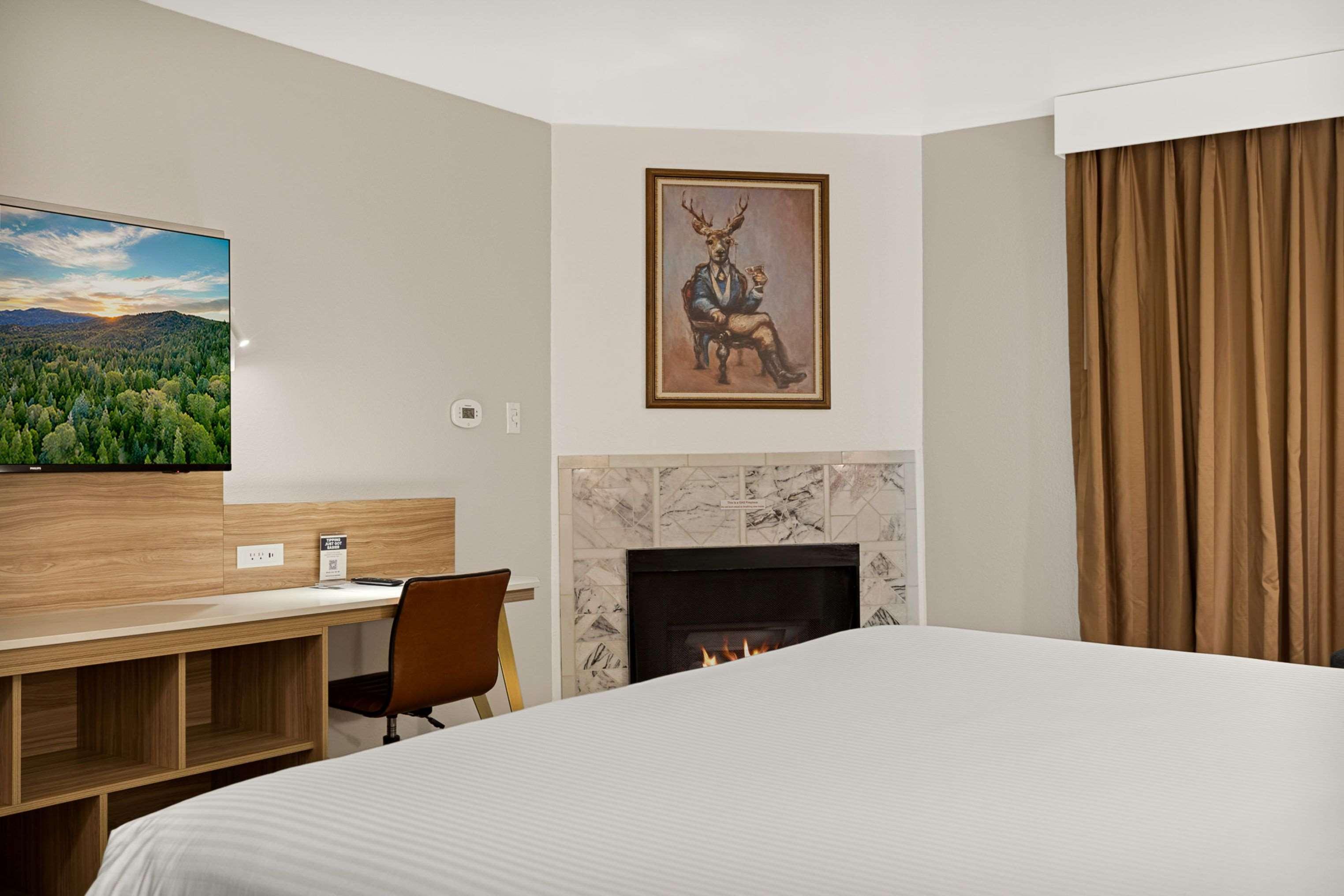 Double King Bed Non Smoking