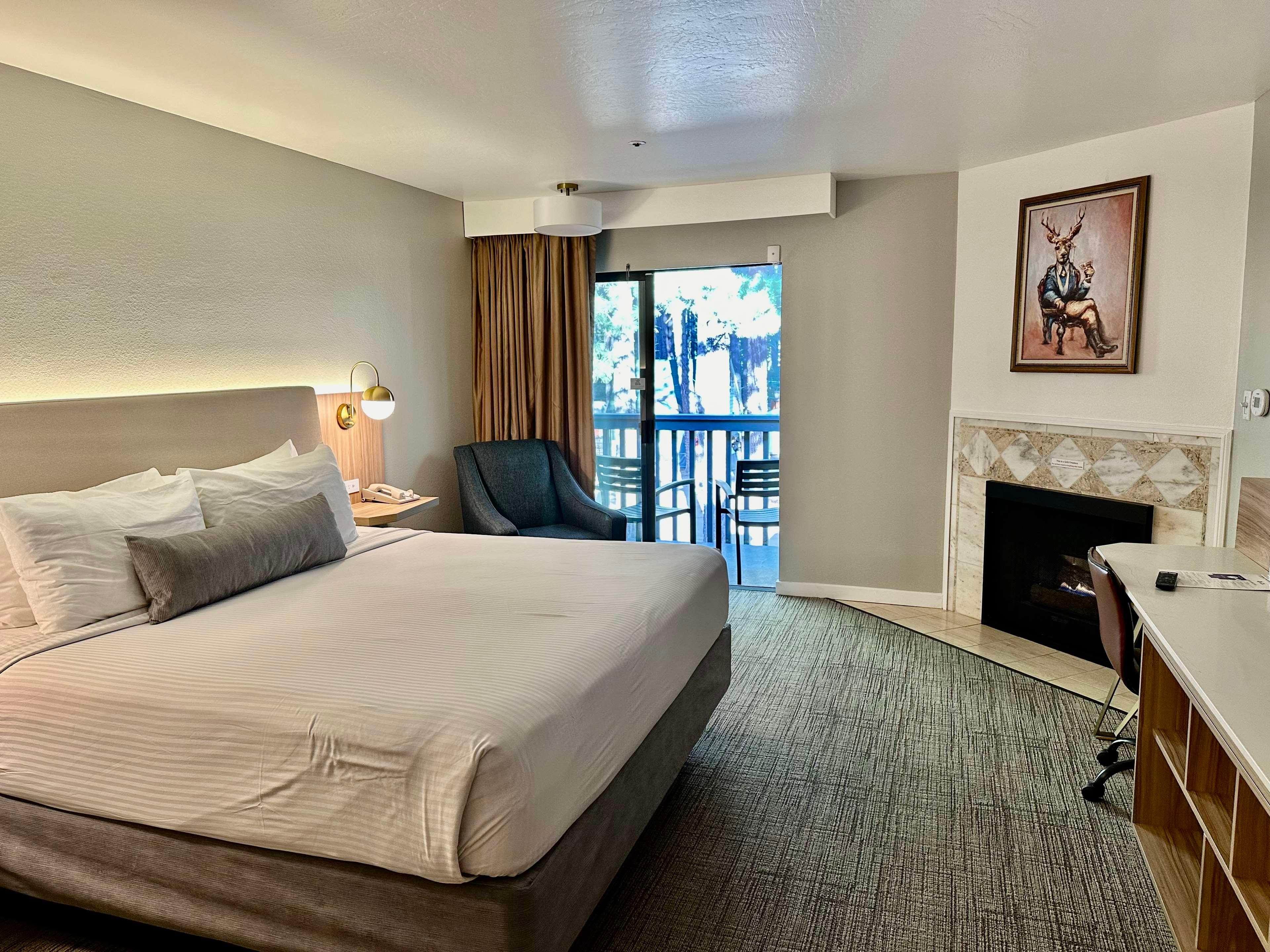 Room Accessible King Size Bed