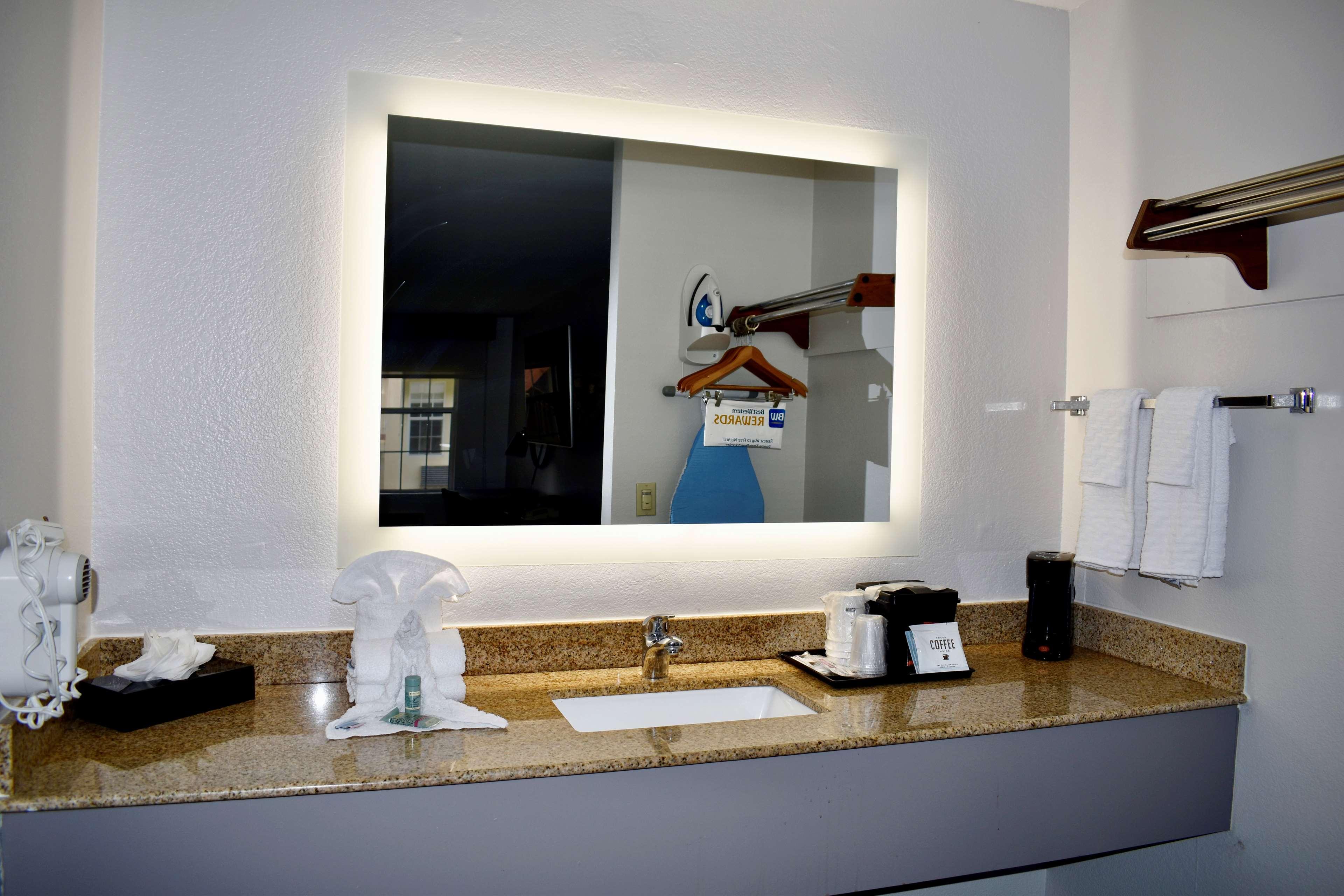 Room Two Double Beds