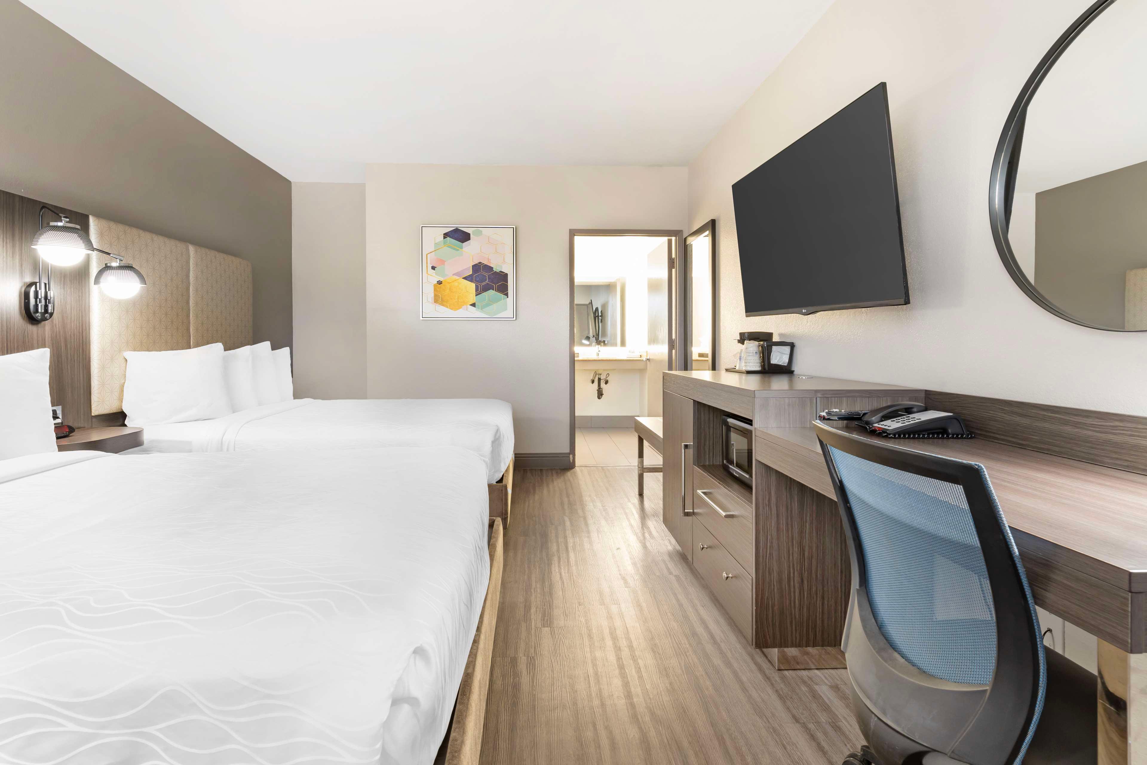 Room Two Double Beds