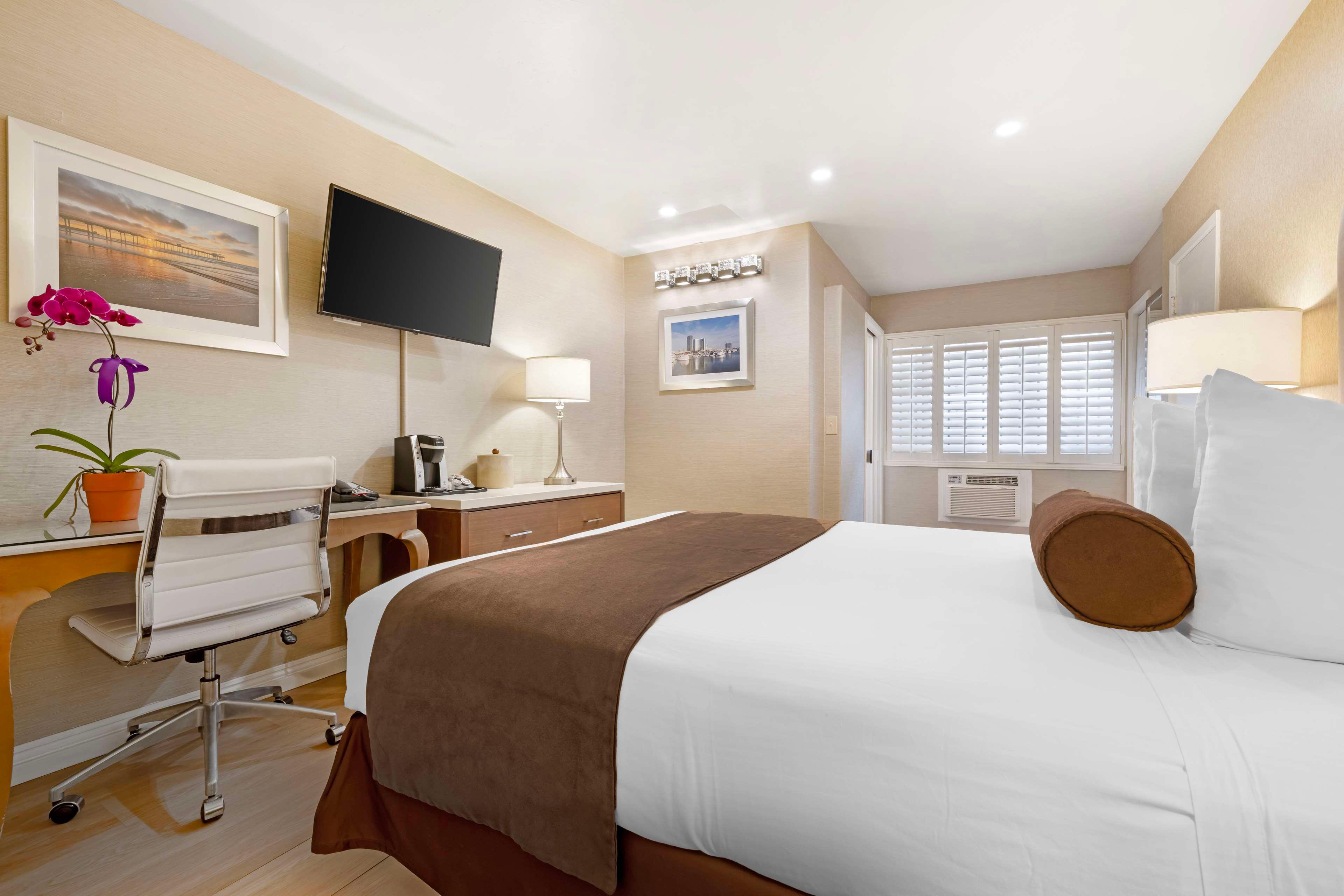 Room Queen Bed Non Smoking