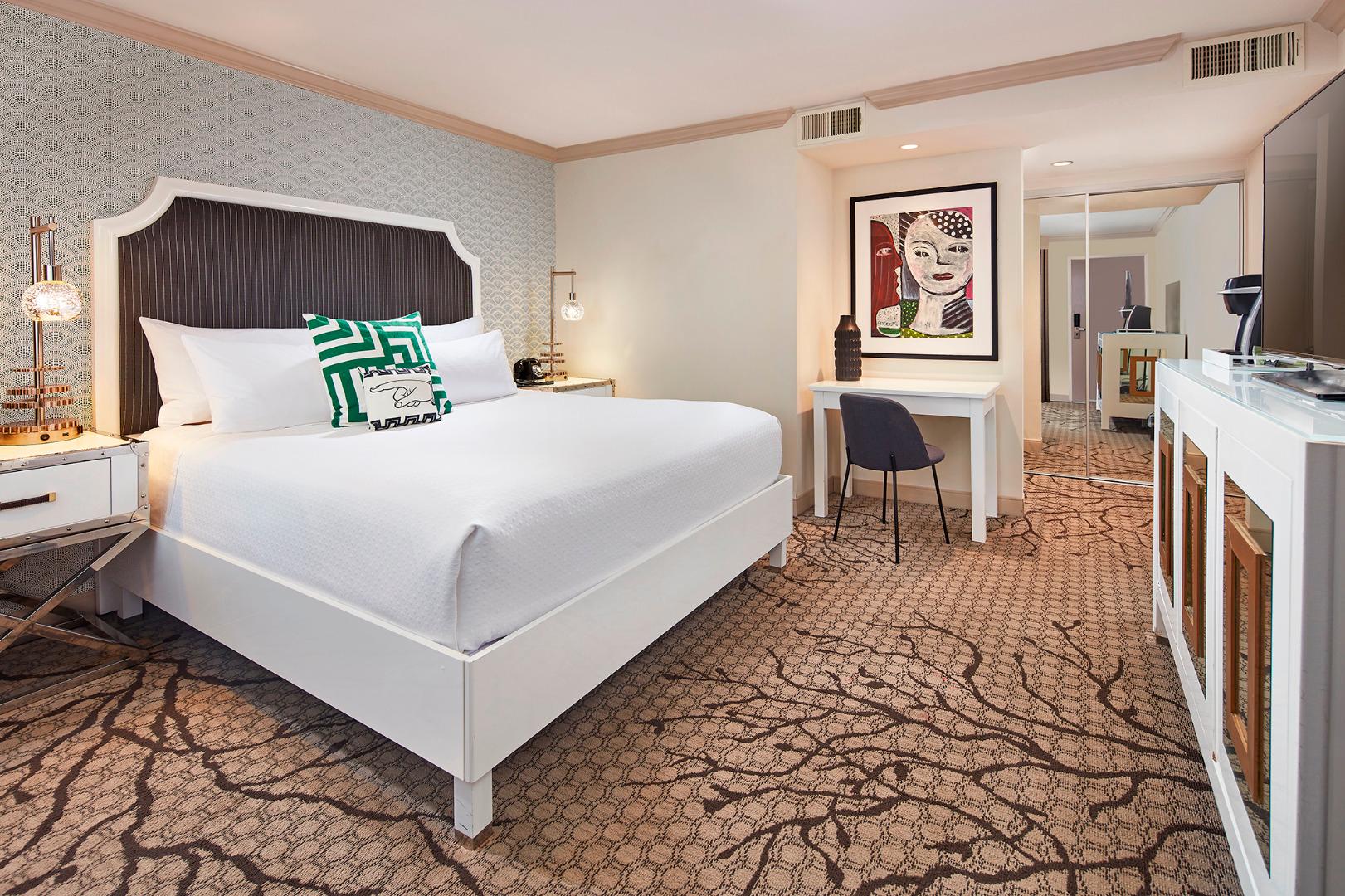 Double Deluxe King Bed