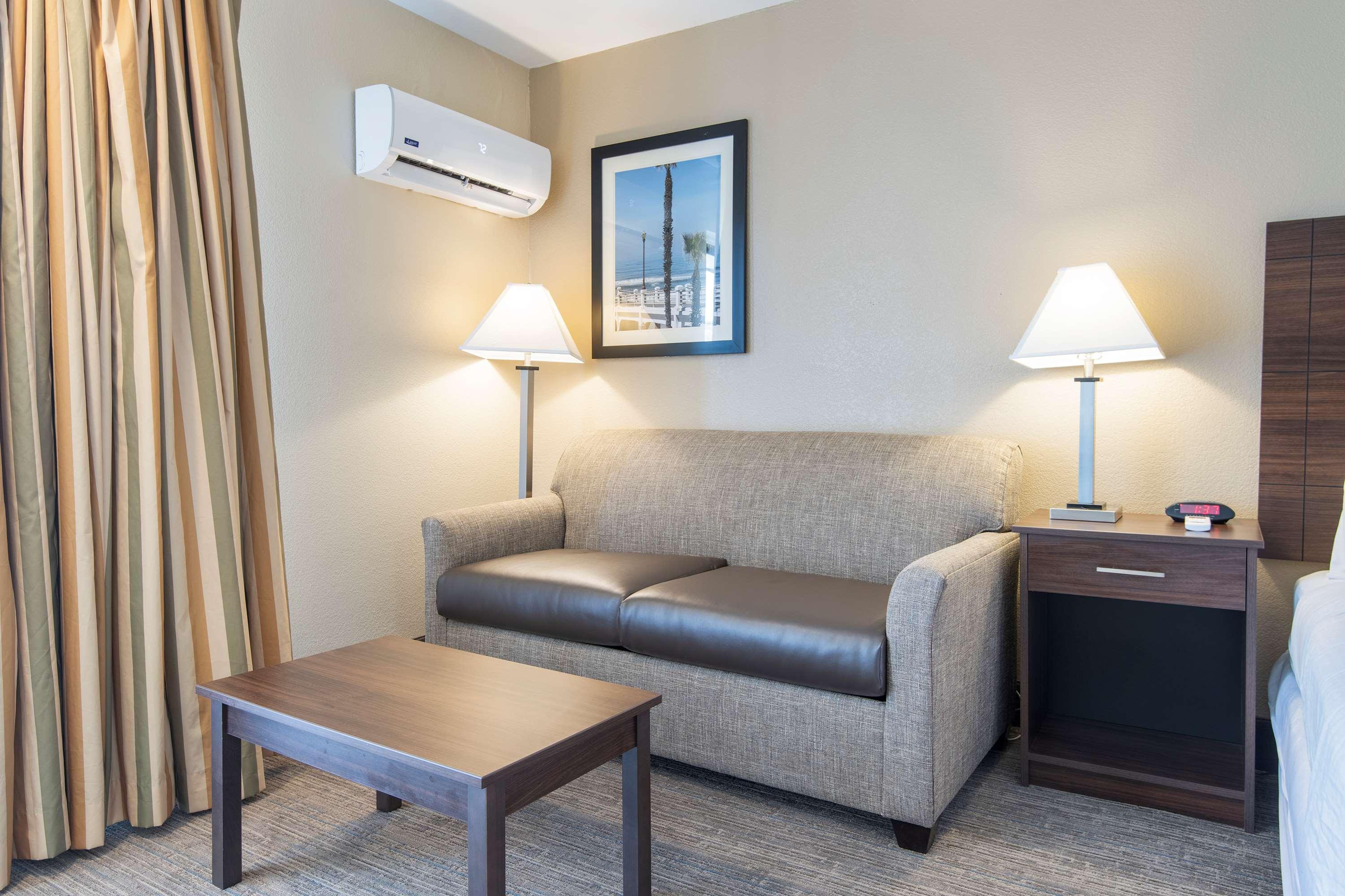 Room Two Double Beds Non Smoking