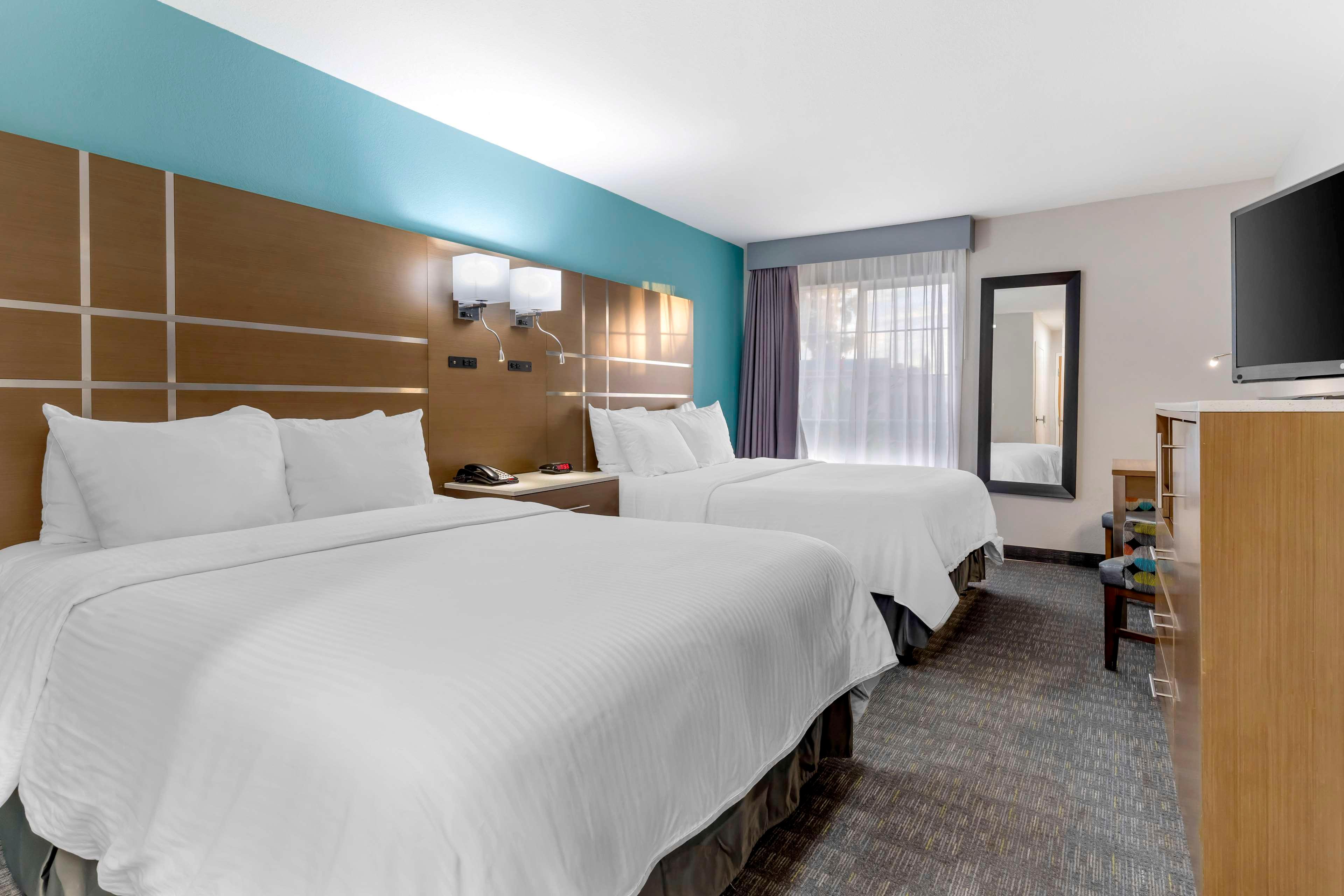 Suite Accessible-two Queen Beds