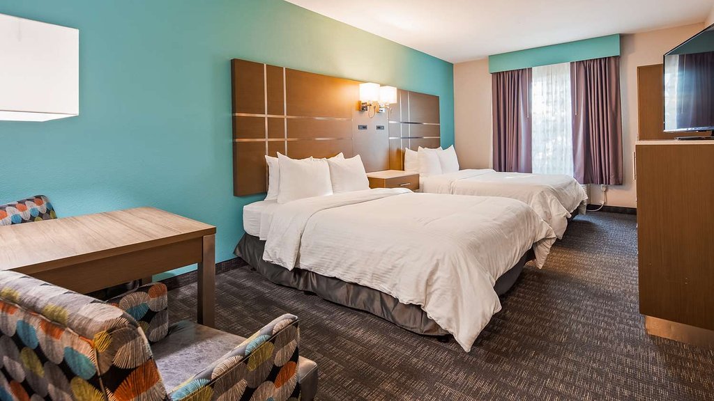 Suite Two Queen Beds