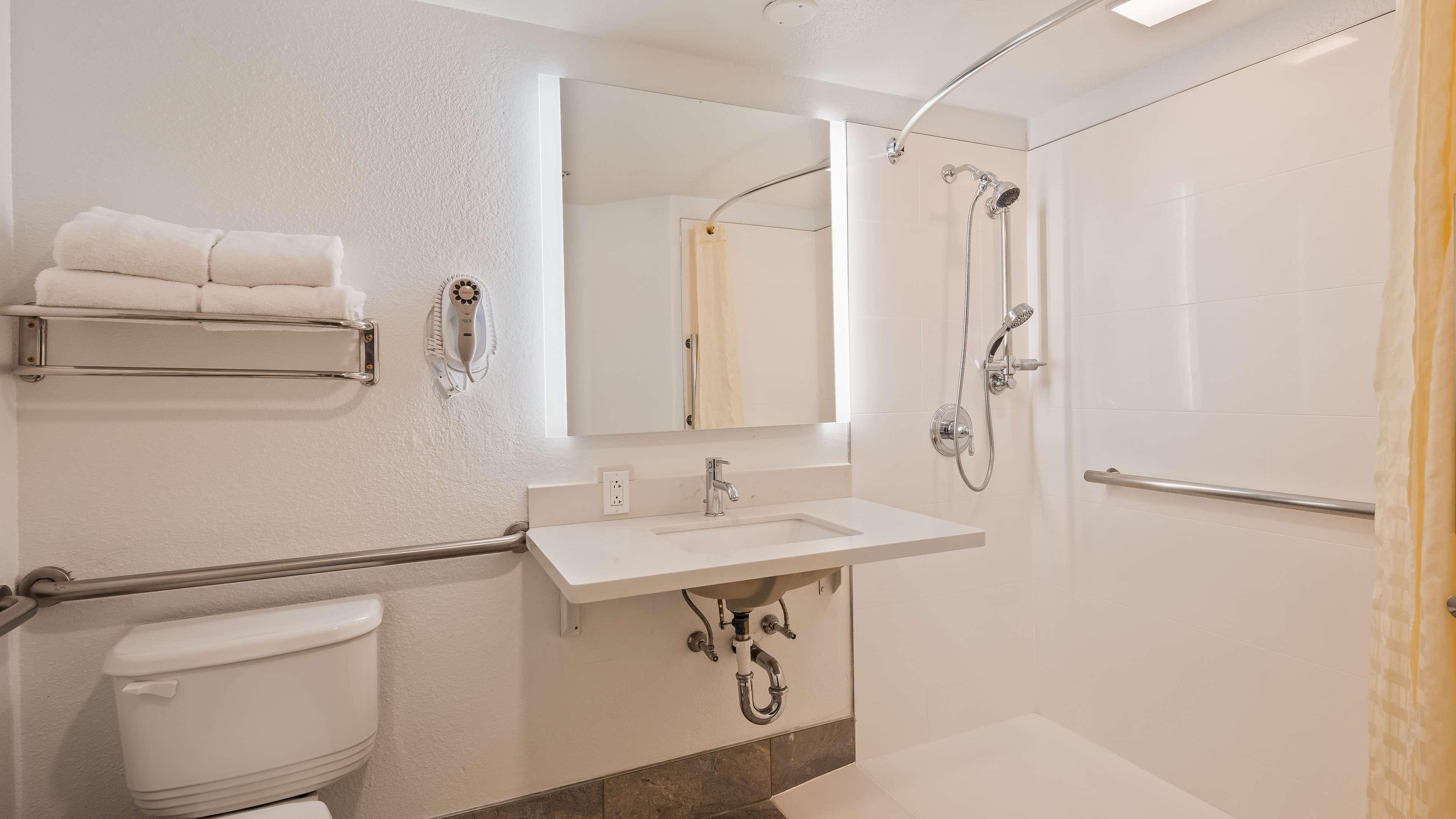 Suite Accessible-two Queen Beds