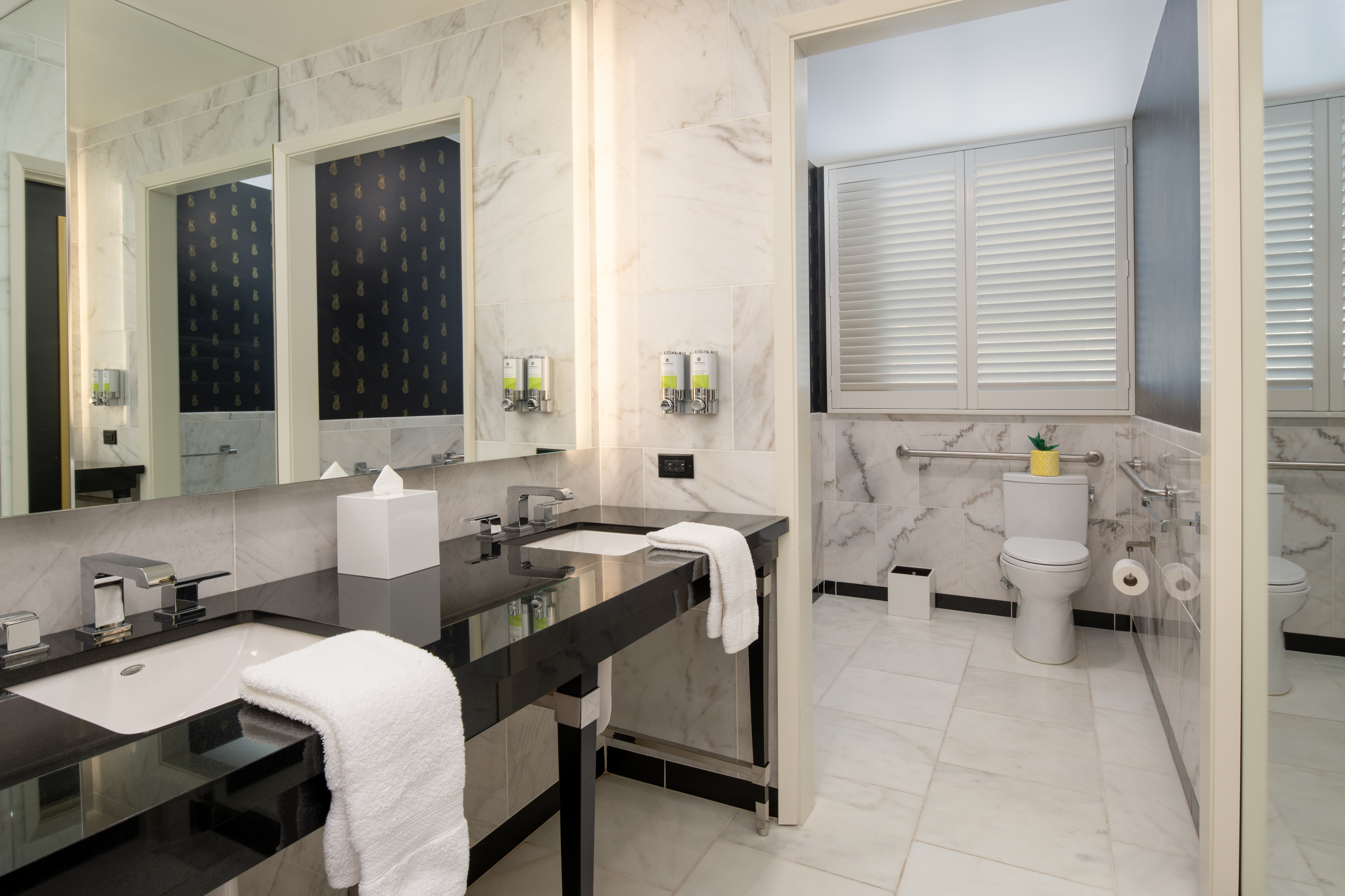 Double Queen Size Bed