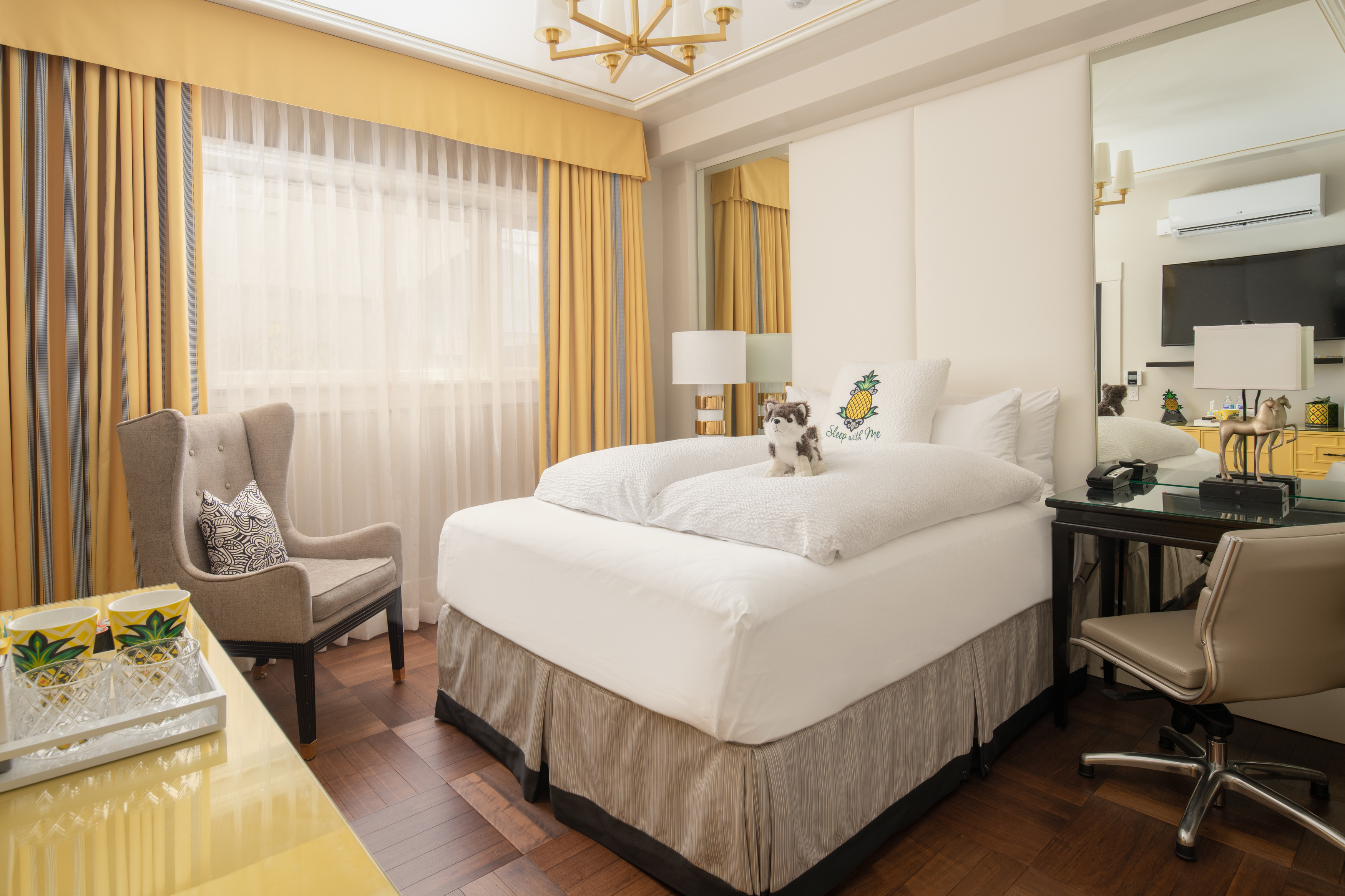 Double Queen Size Bed