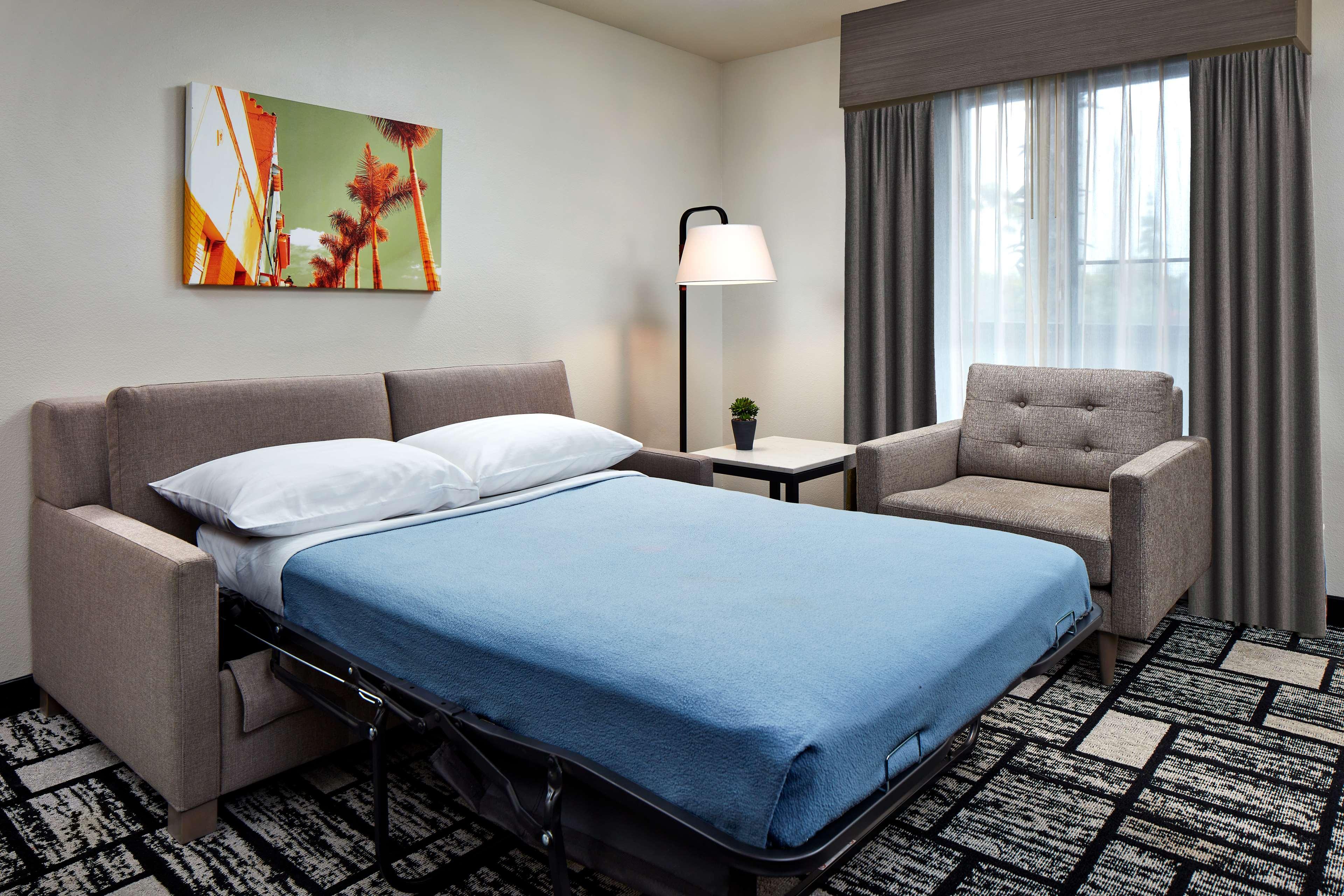 Suite King Bed Two Bedrooms