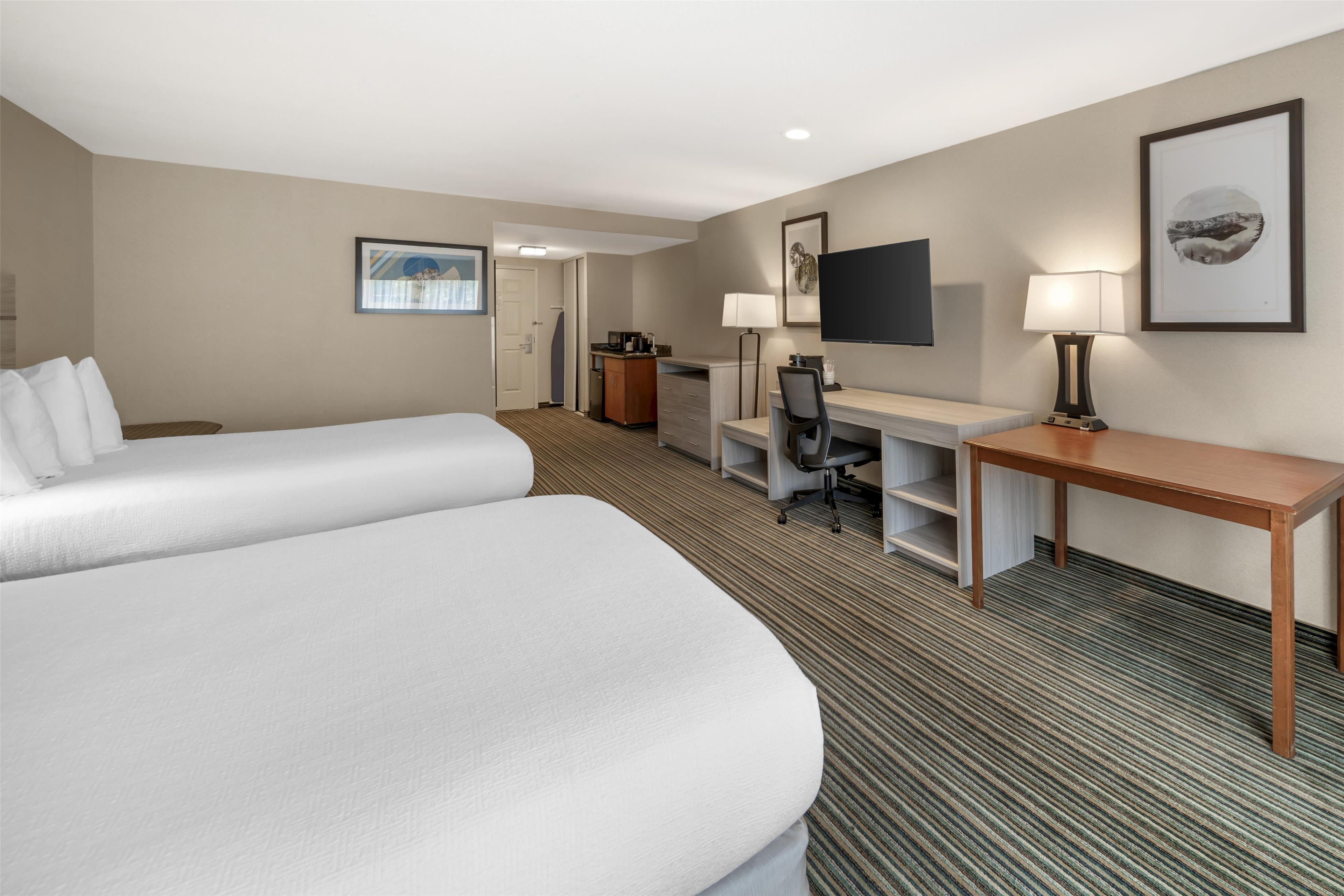 Suite Accessible Two Double Beds