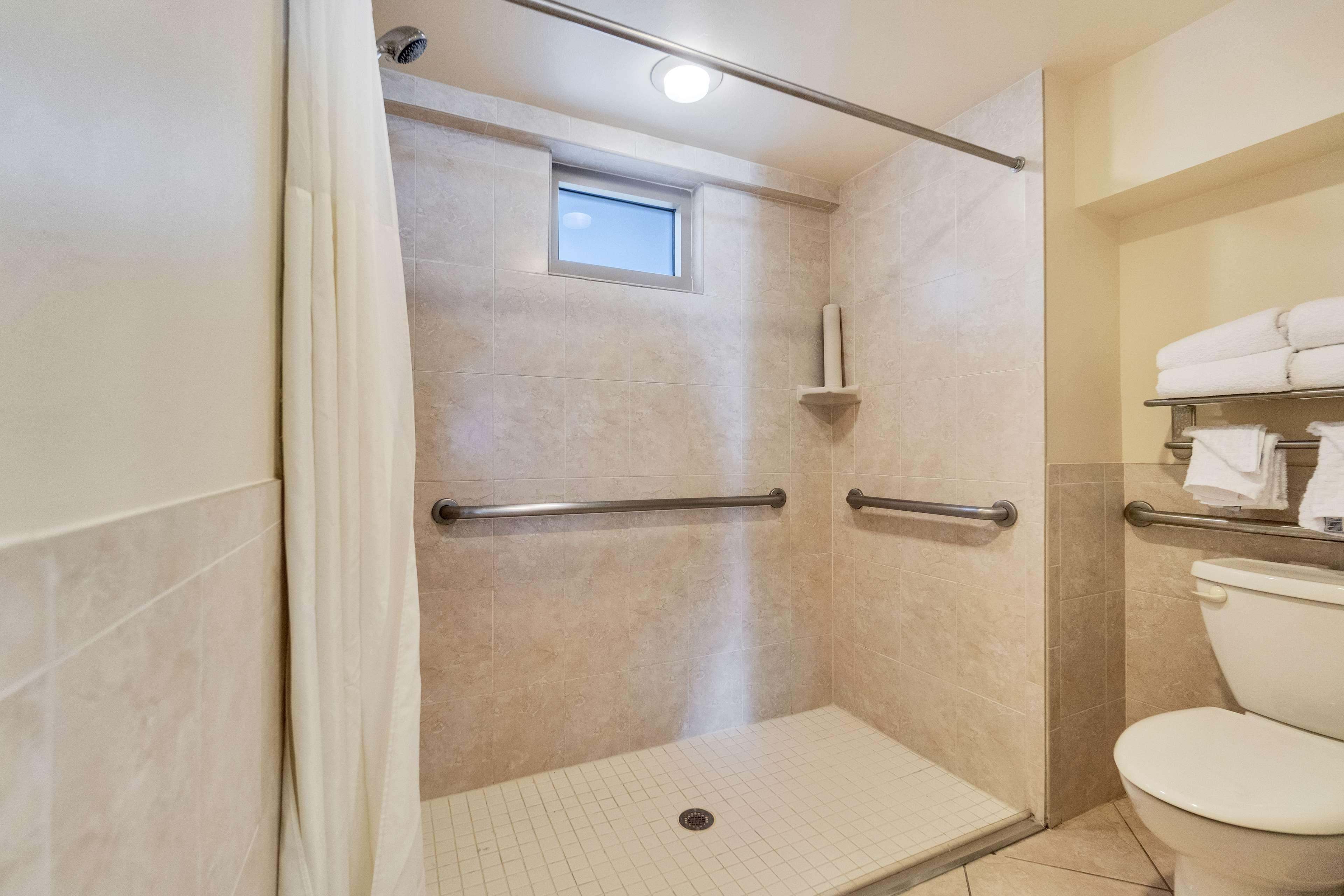 Suite Accessible-two Queen Beds