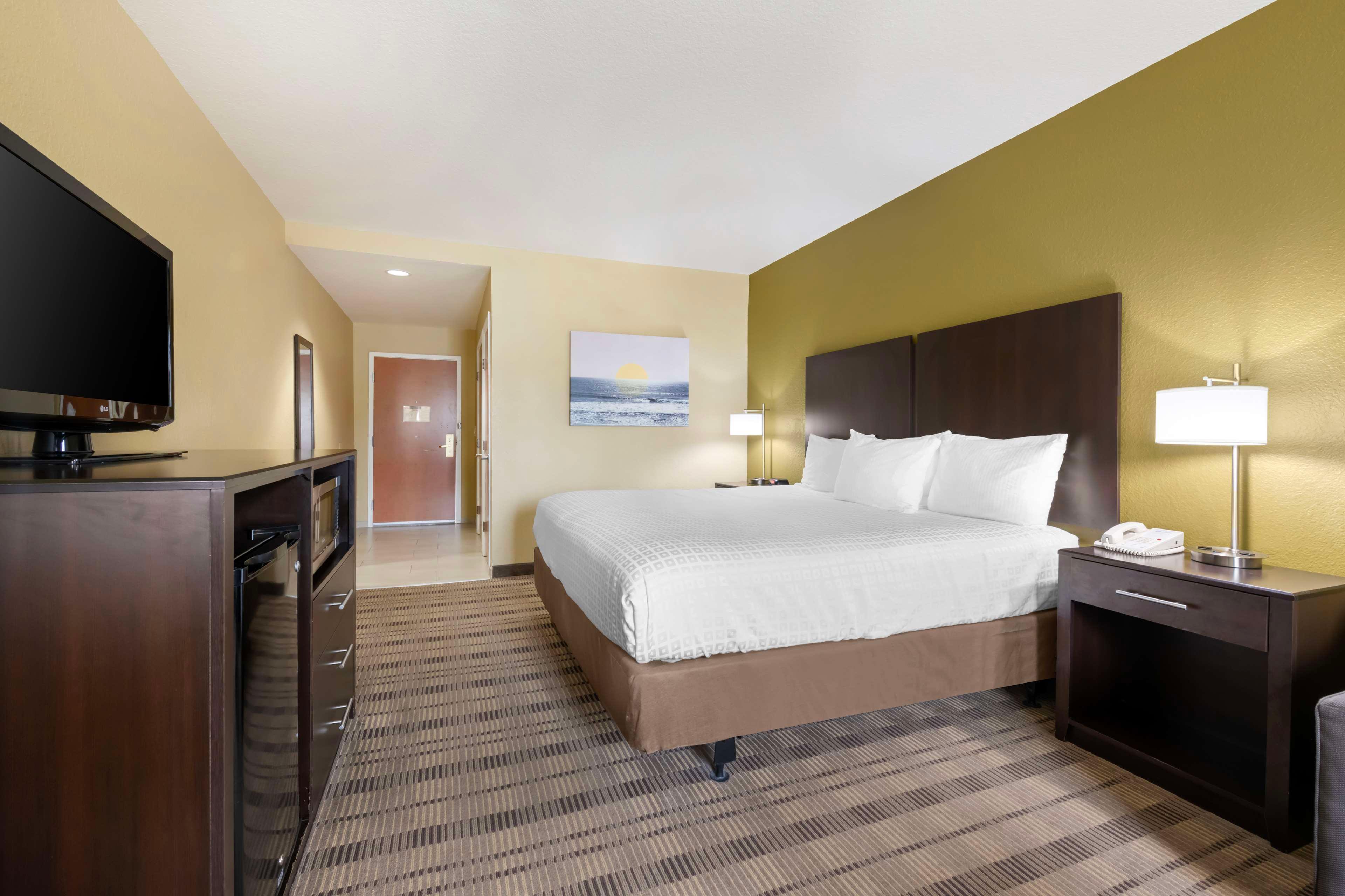 Double Accessible King Size Bed