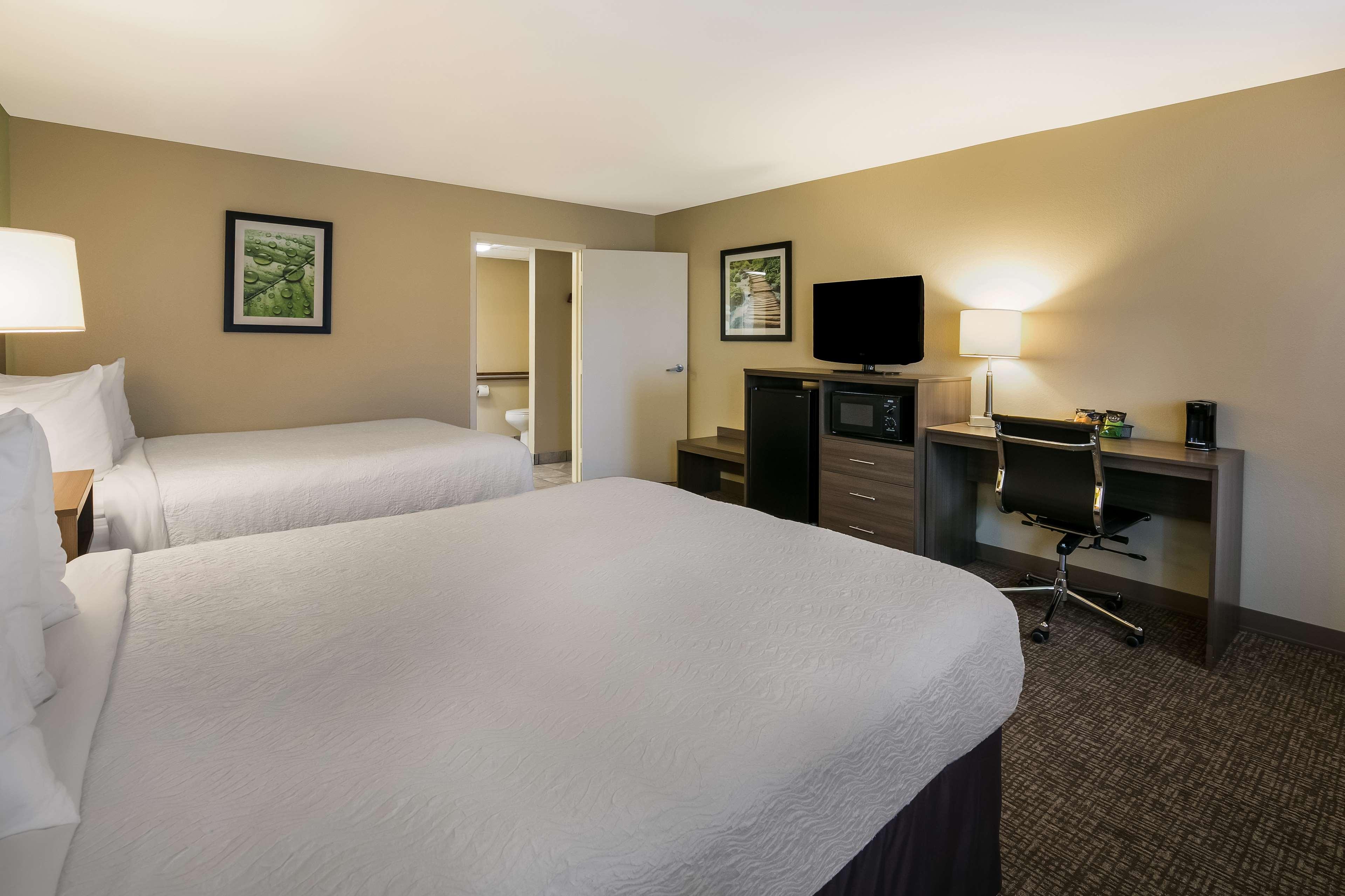 Room Two Queen Beds Non Smoking