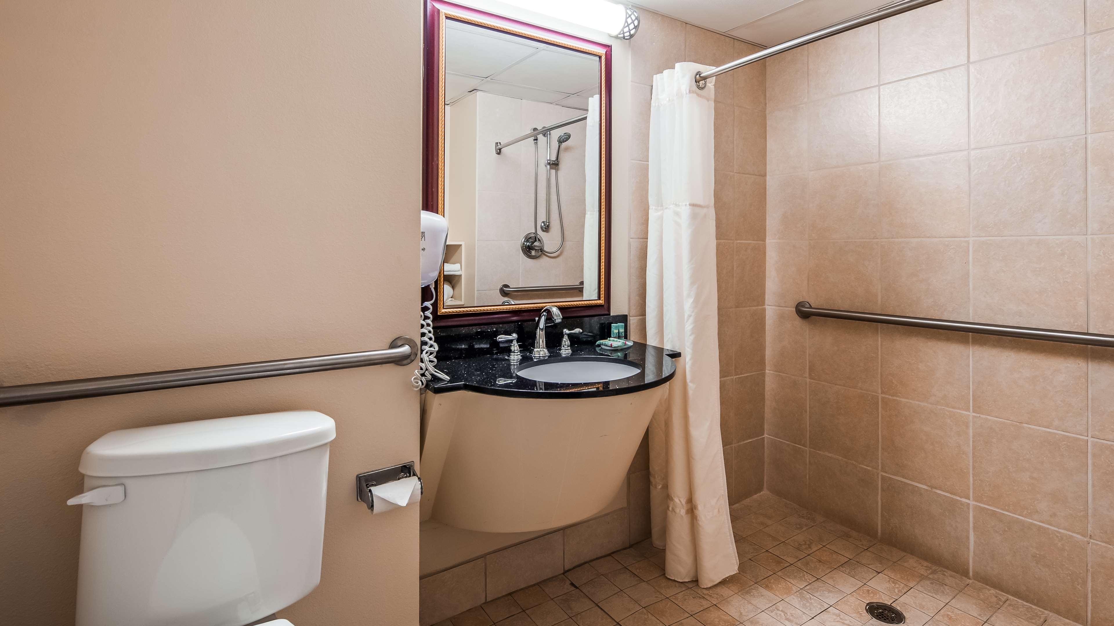 Room Accessible-two Queen Beds