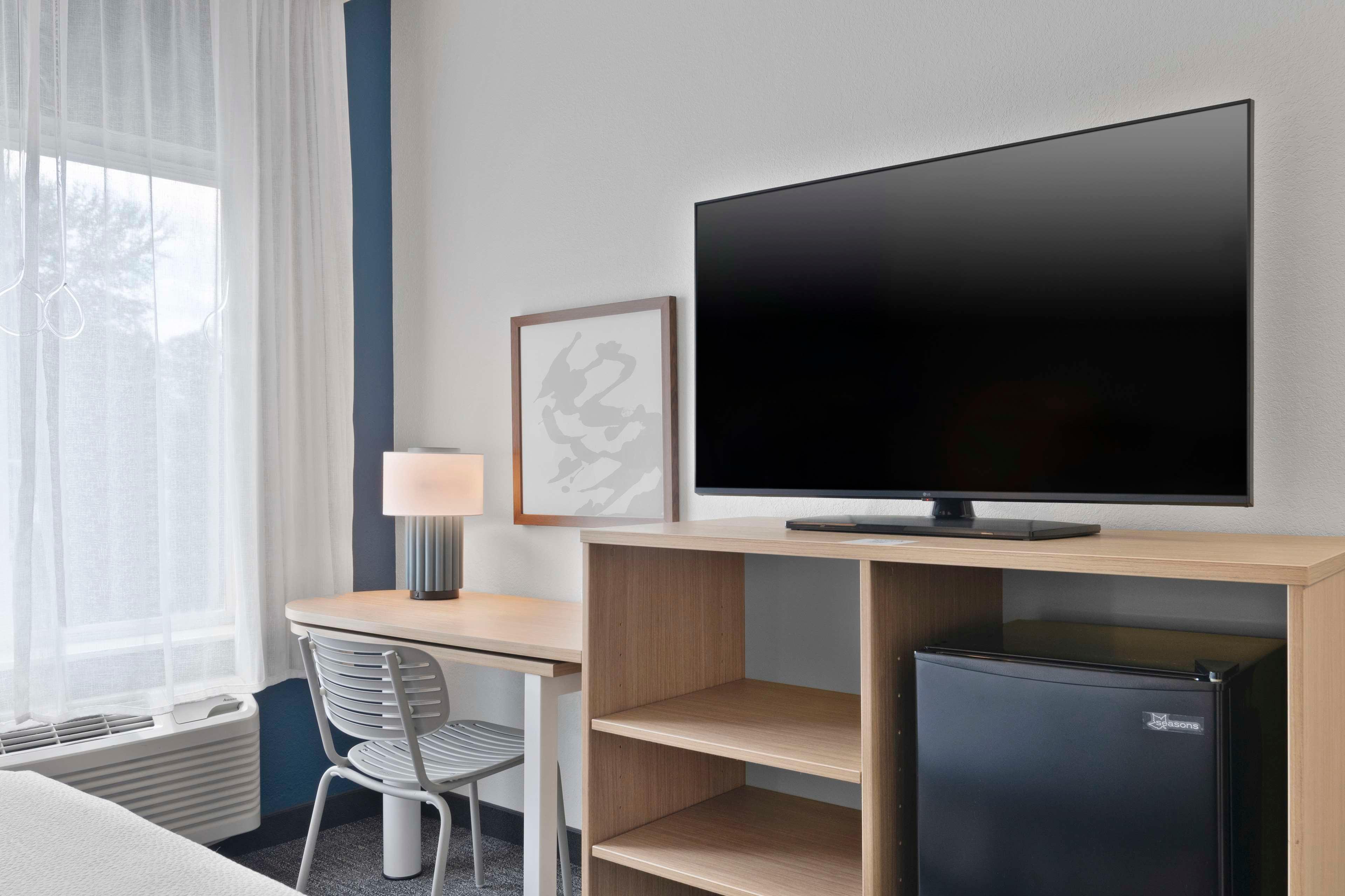 Double Accessible-queen Size Bed