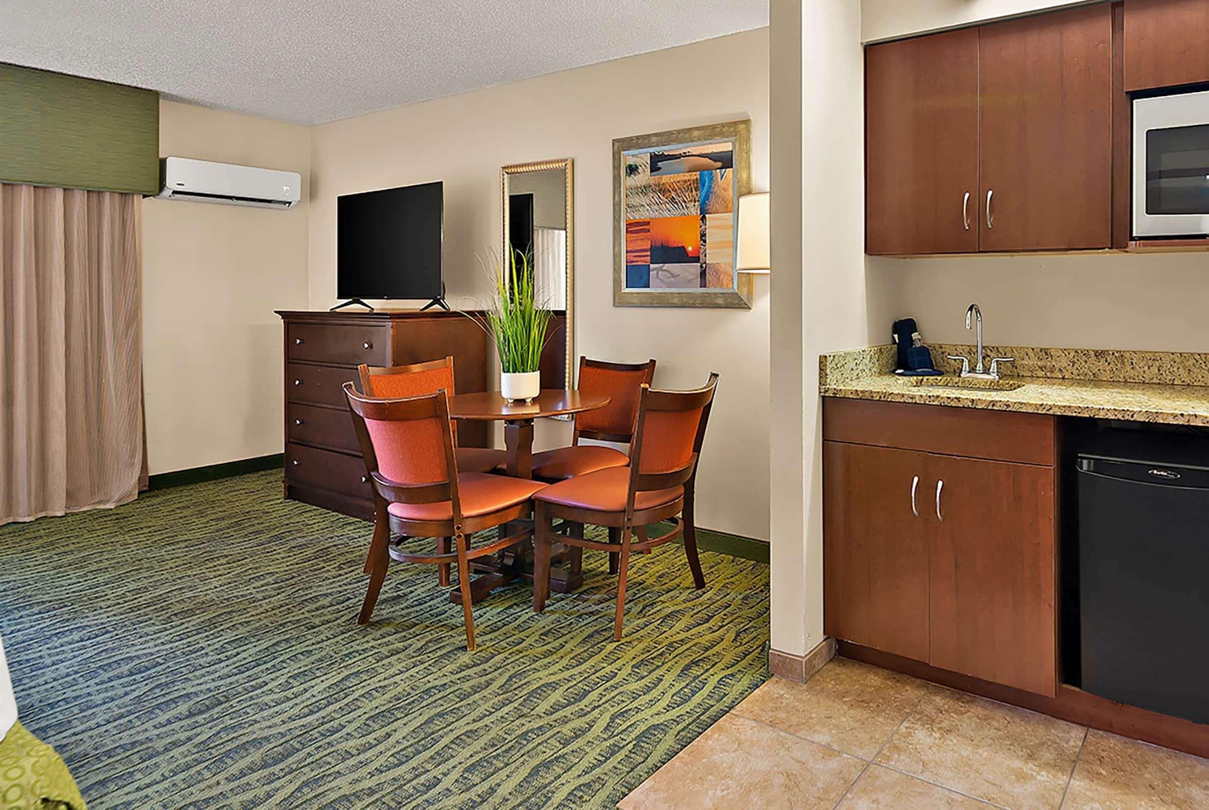 Studio Two Double Beds