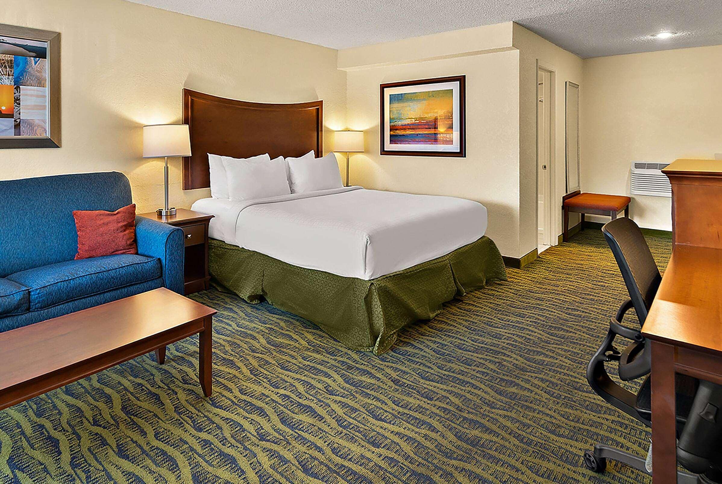 Studio King Size Bed