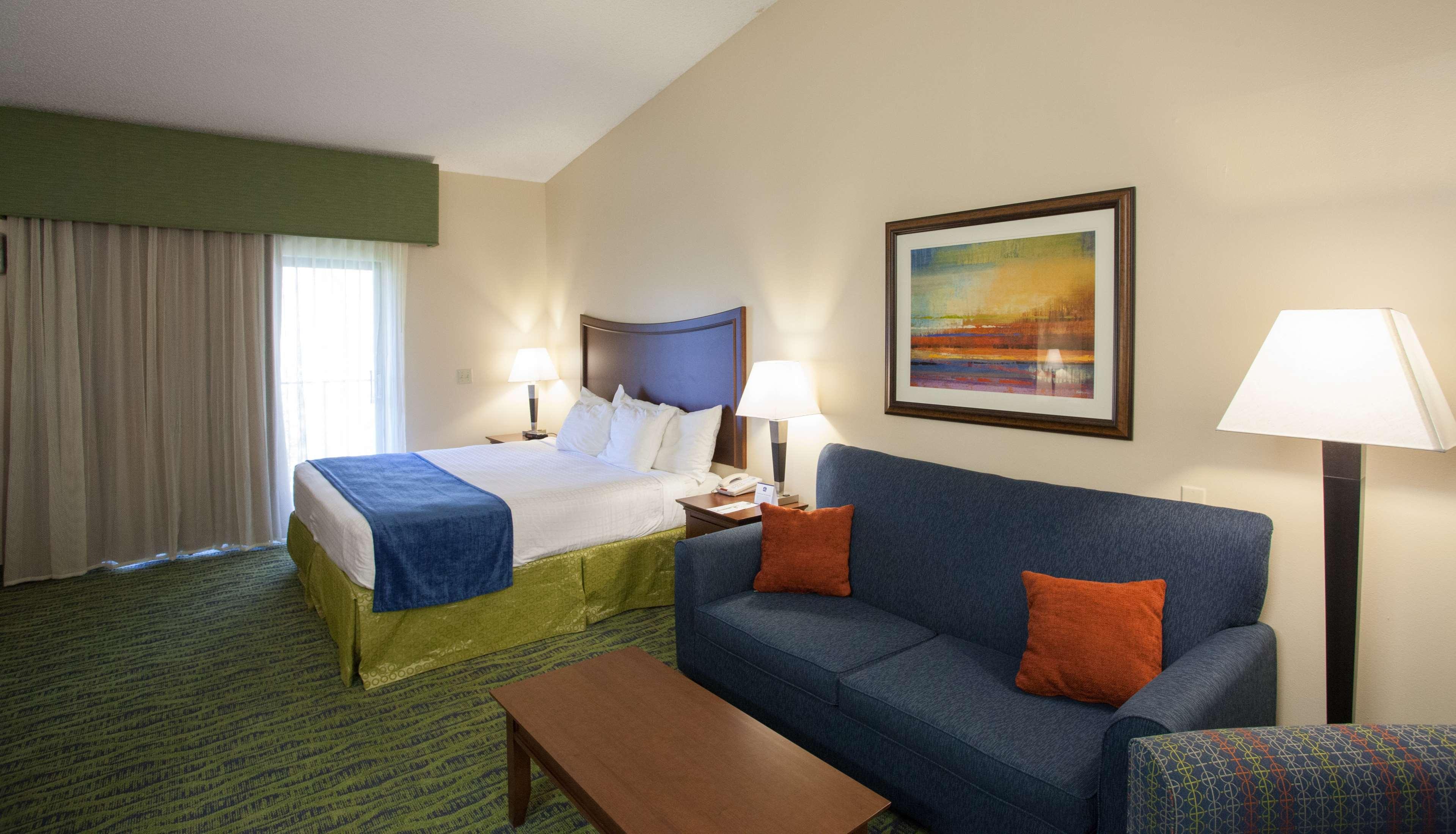 Double Deluxe King Bed