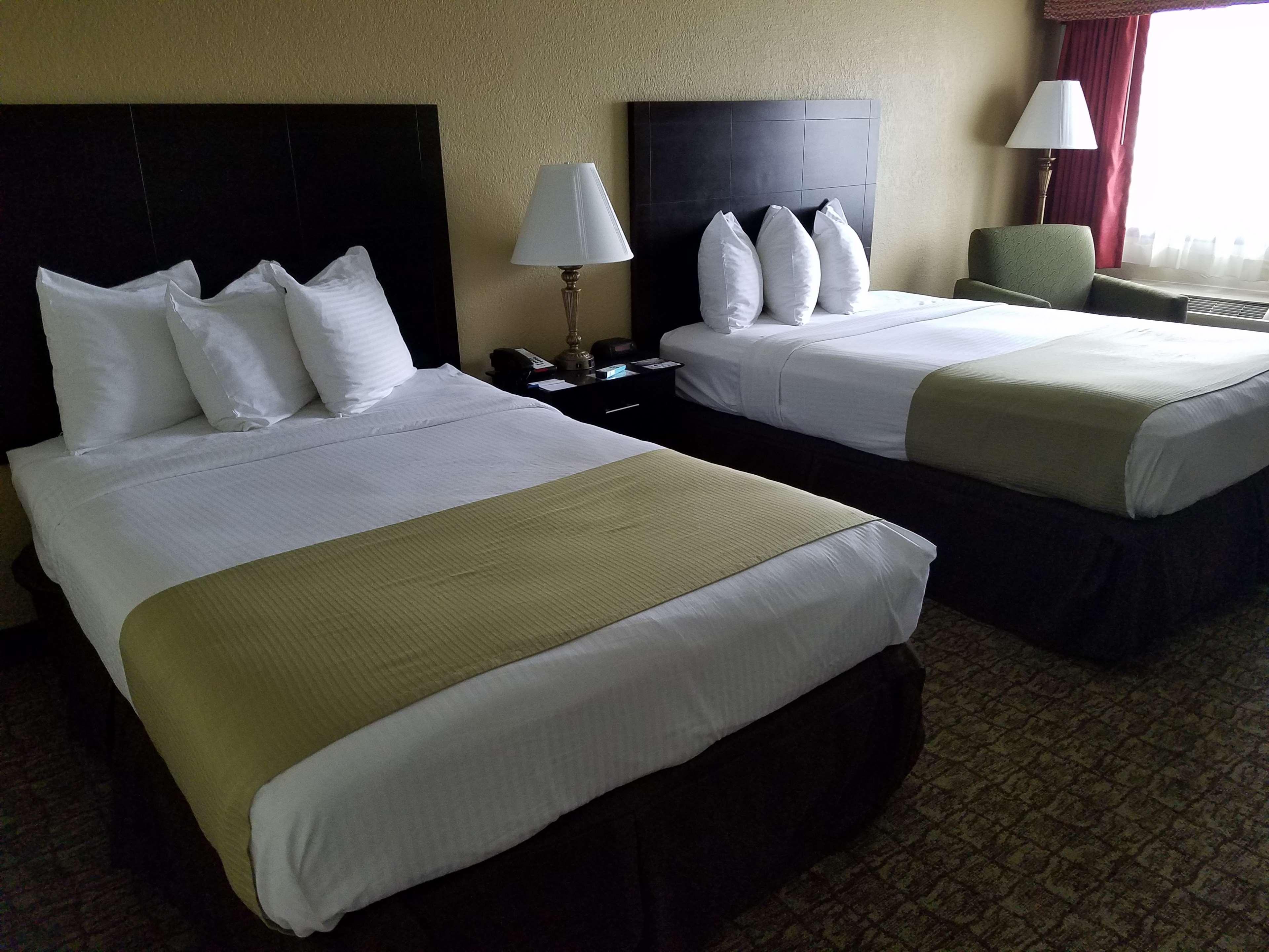 Room Two Double Beds Non Smoking