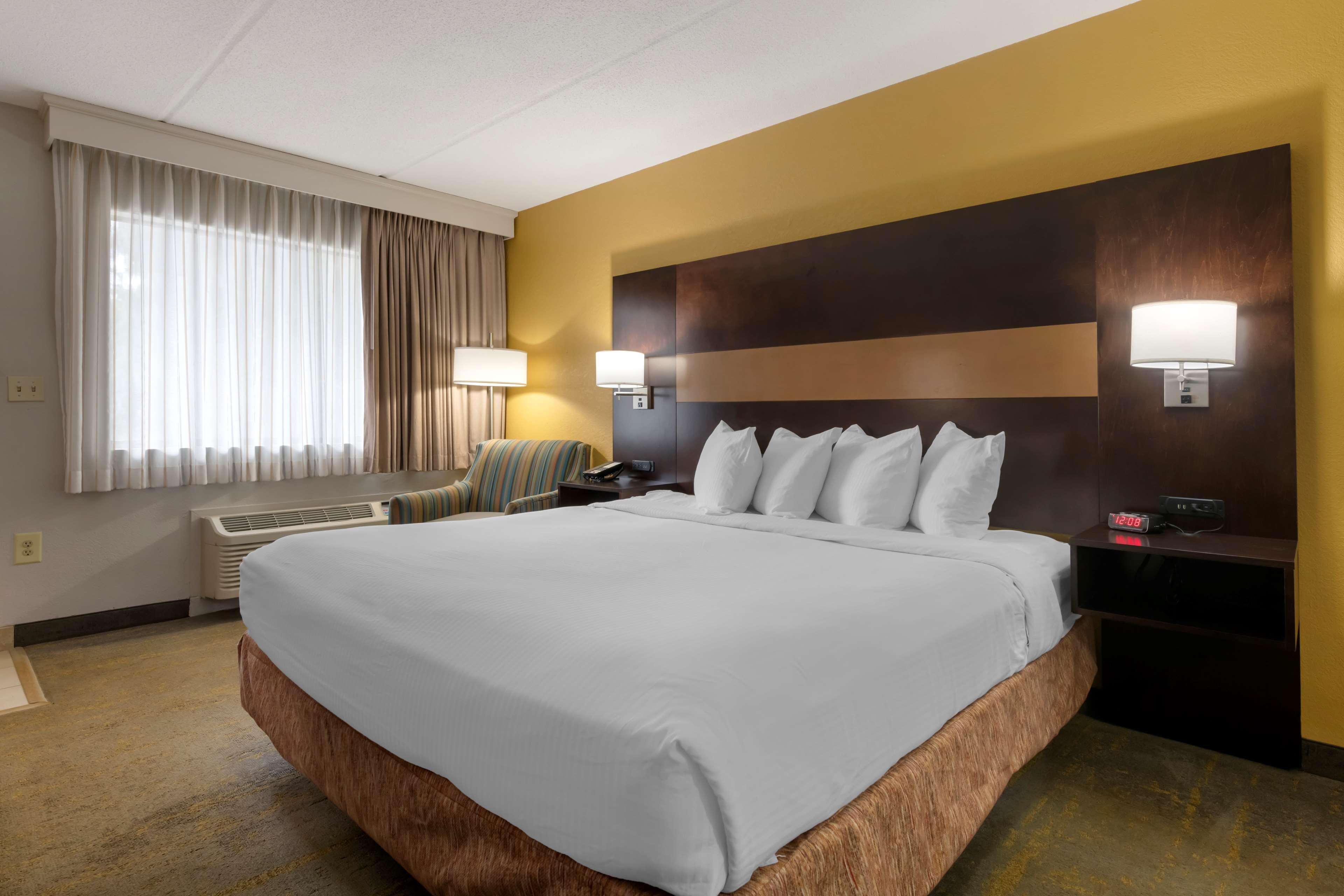 Double Accessible King Size Bed