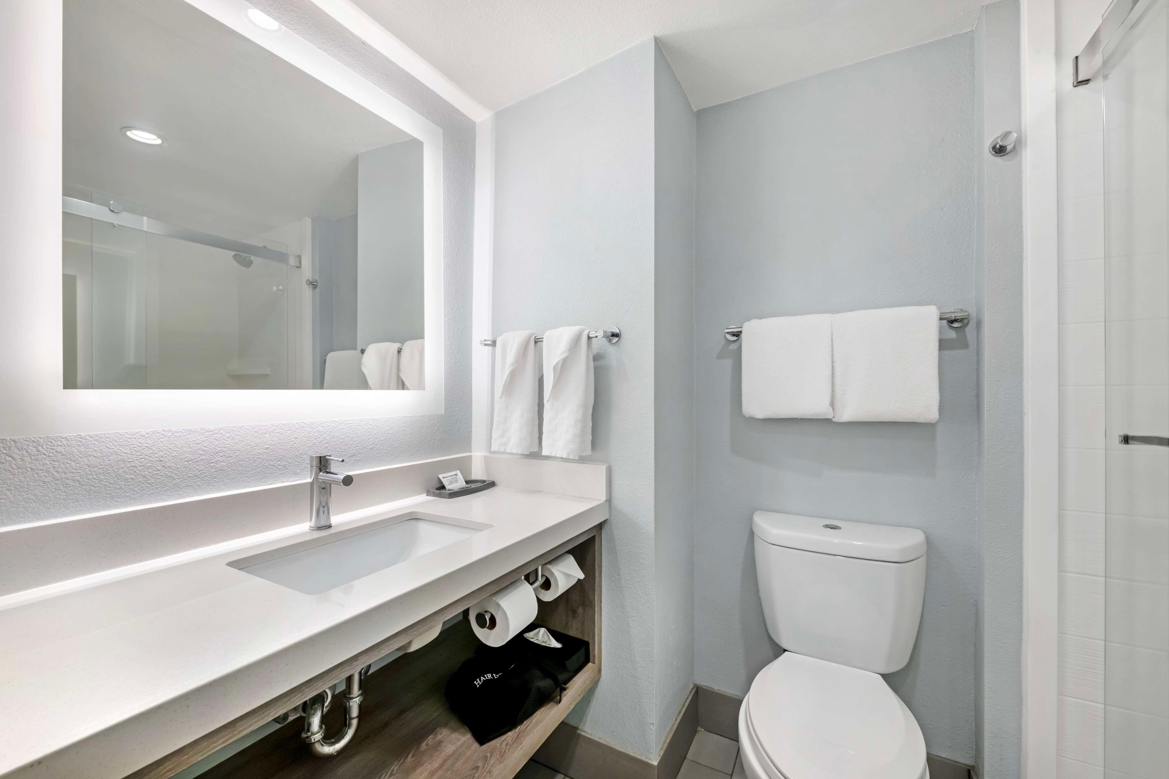 Quadruple Two Queen Beds