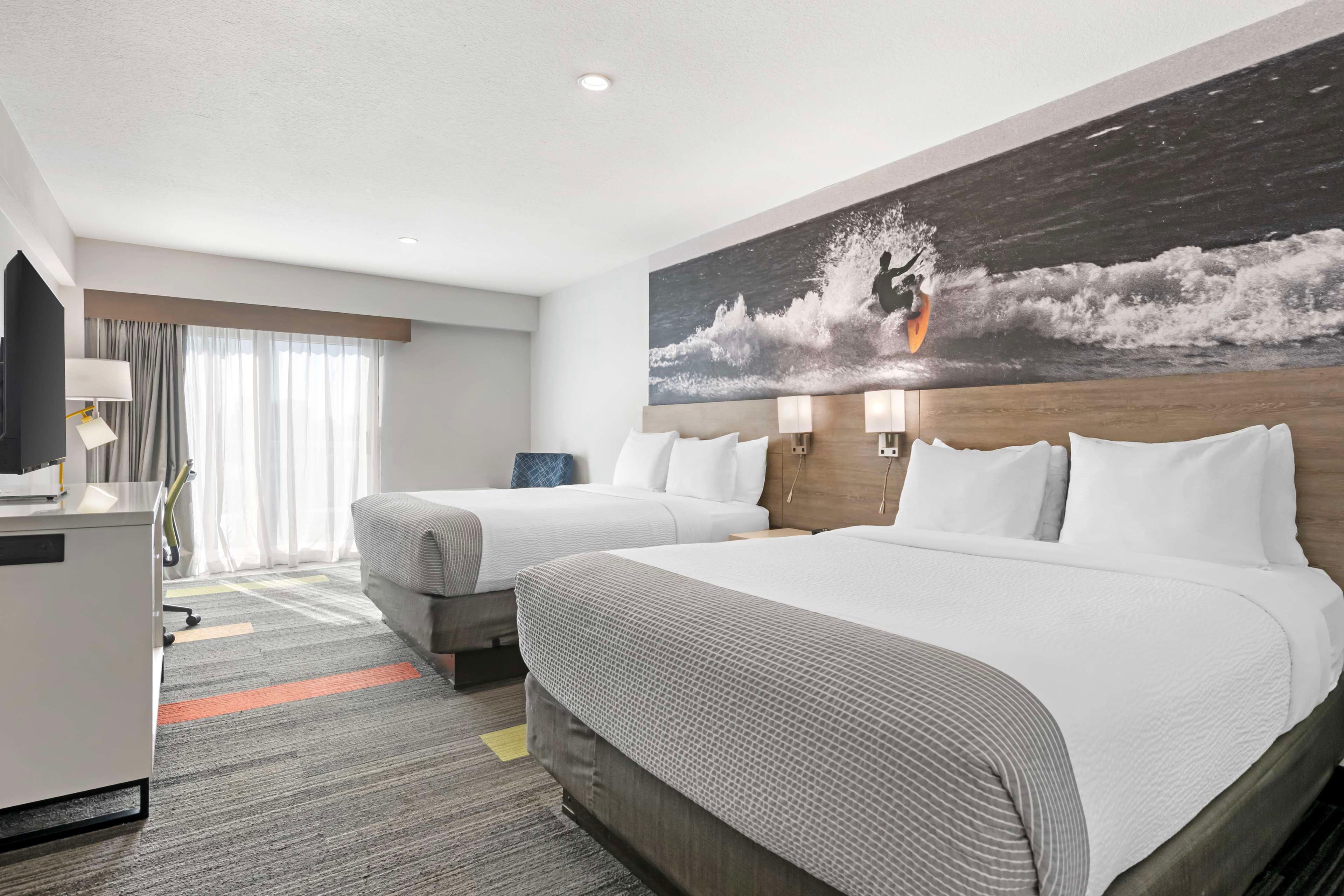 Quadruple Two Queen Beds