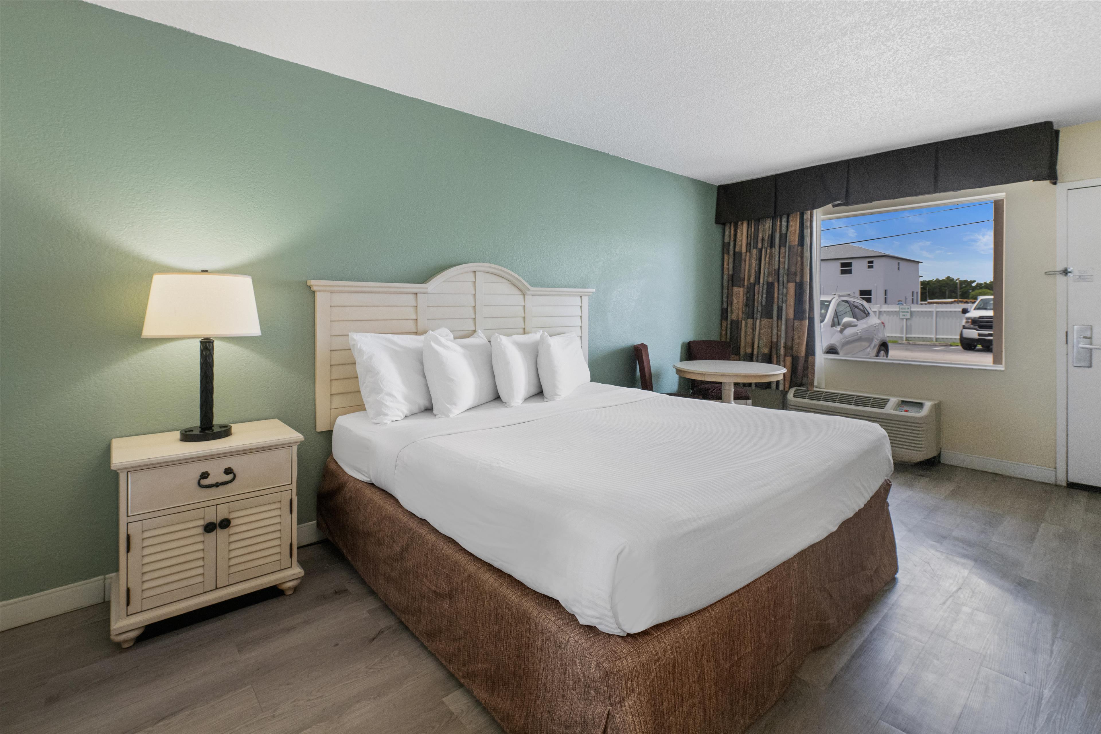 Double Accessible King Size Bed