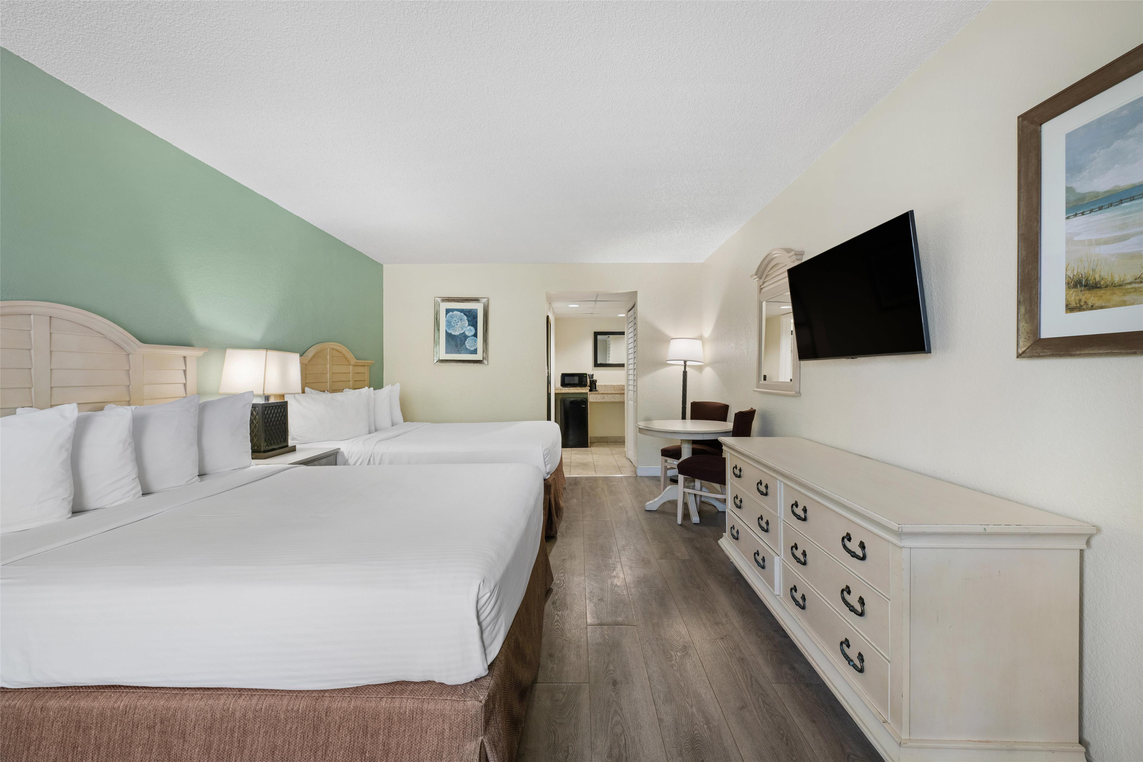 Double Two Queen Beds