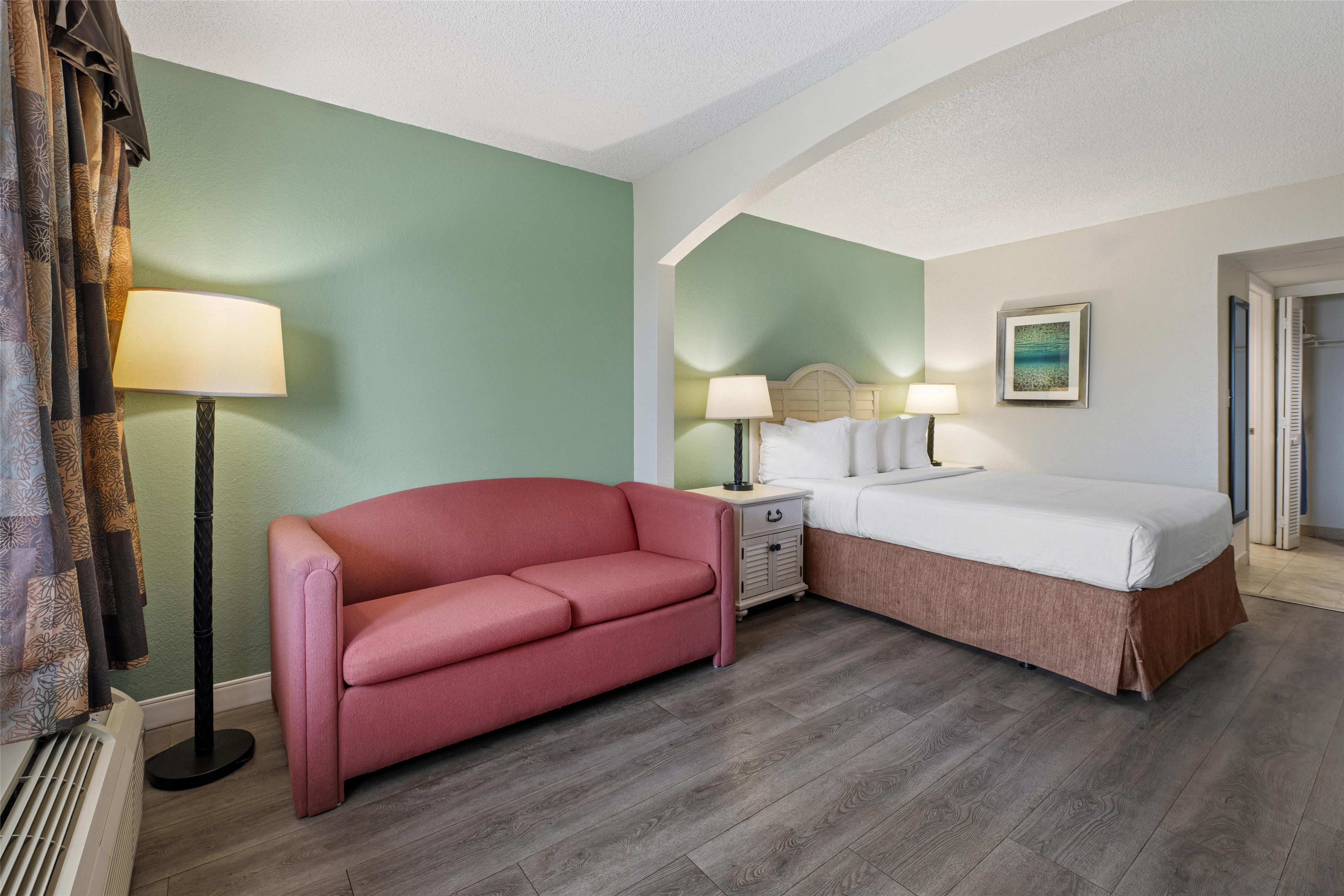 Double Queen Size Bed