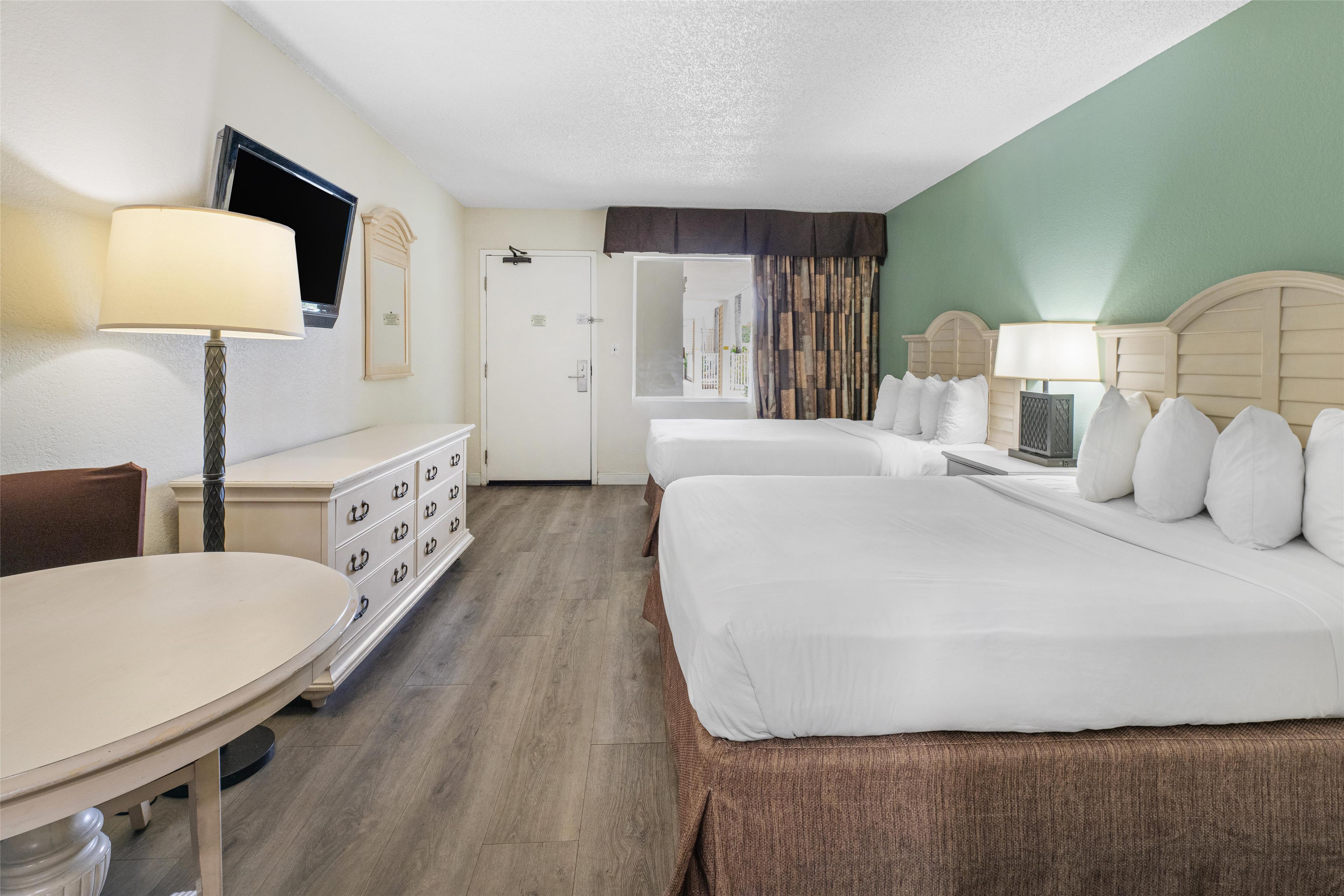 Double Two Queen Beds