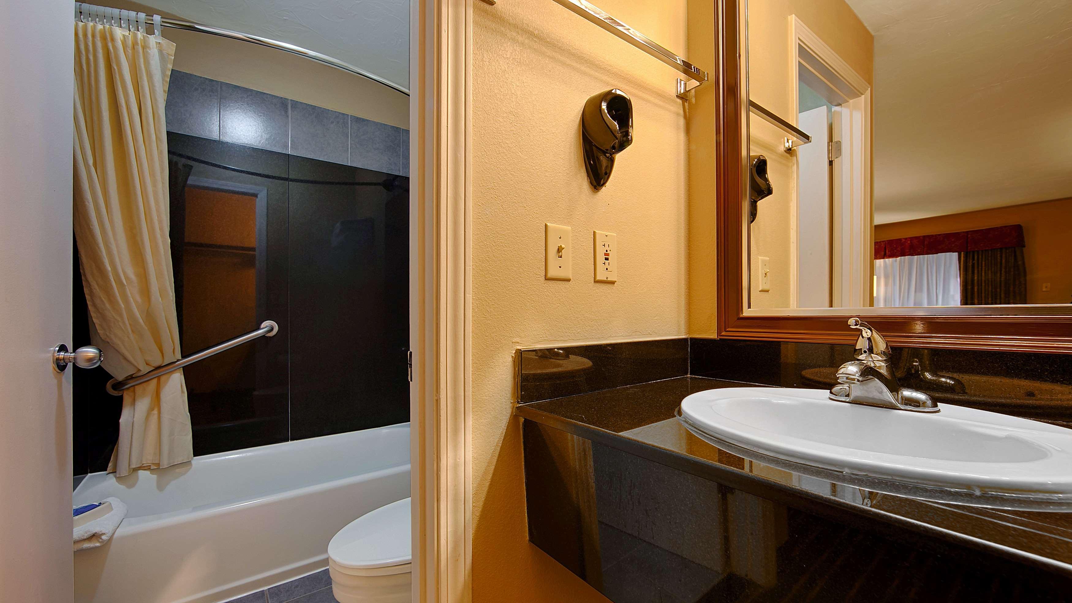 Room Two Queen Beds Non Smoking