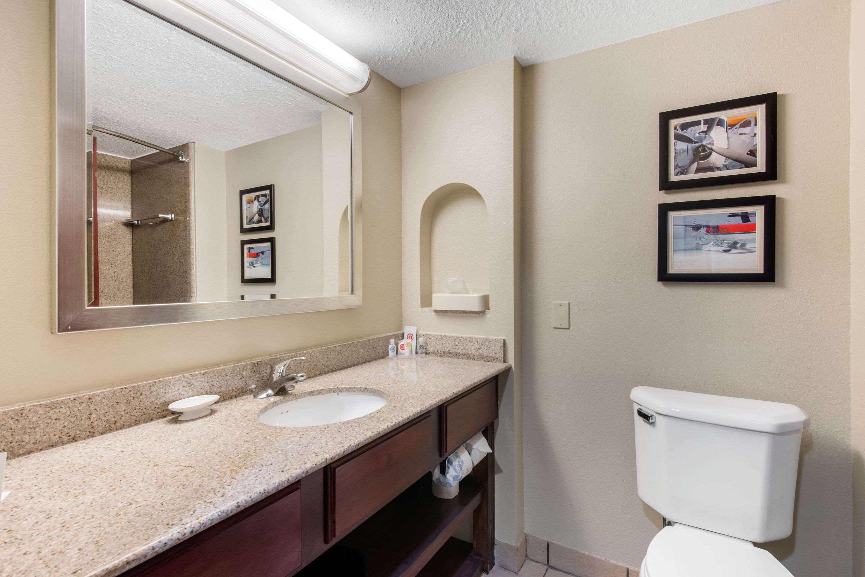 Quadruple Two Queen Beds