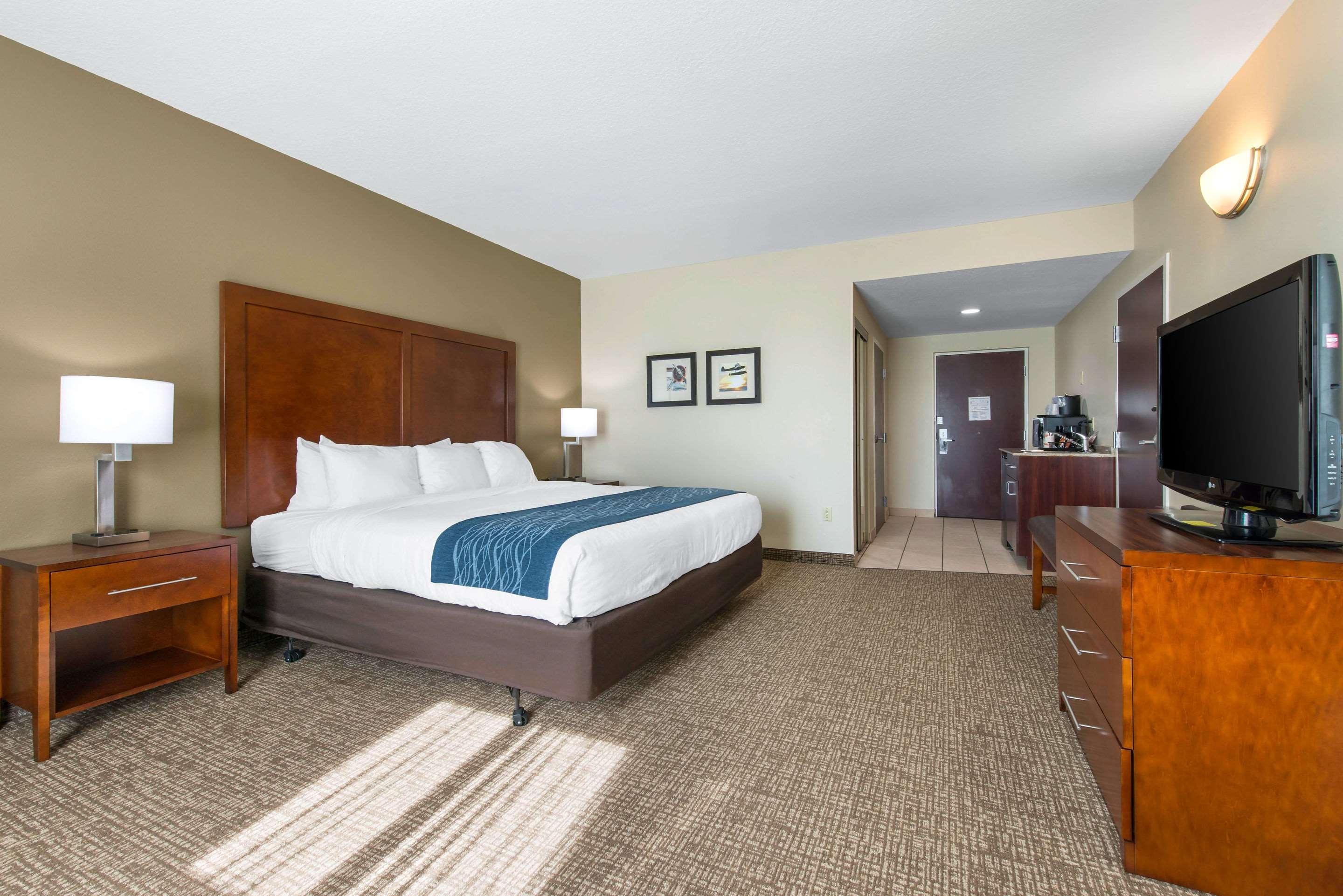 Double King Bed Non Smoking