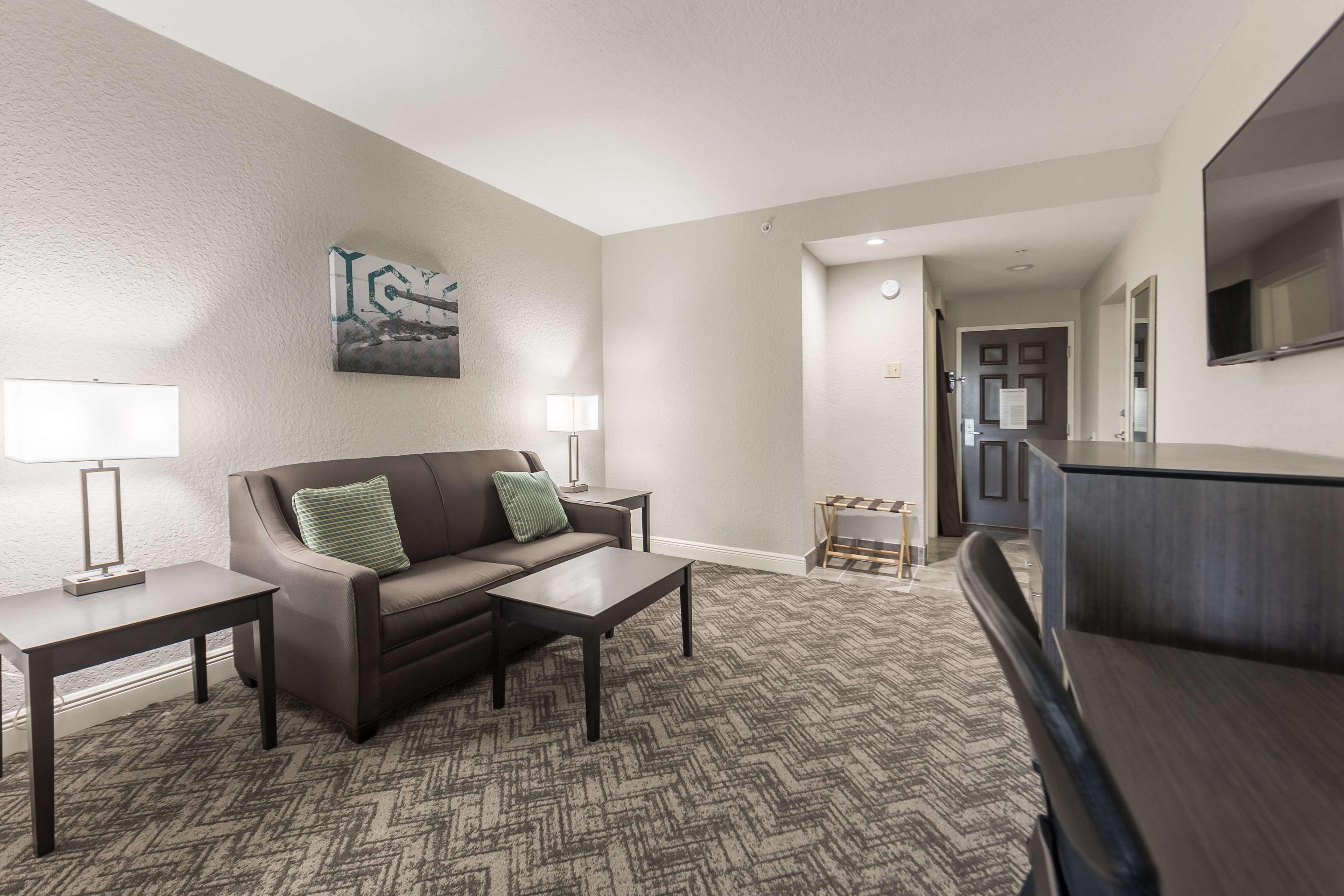 Suite King Bed Non Smoking