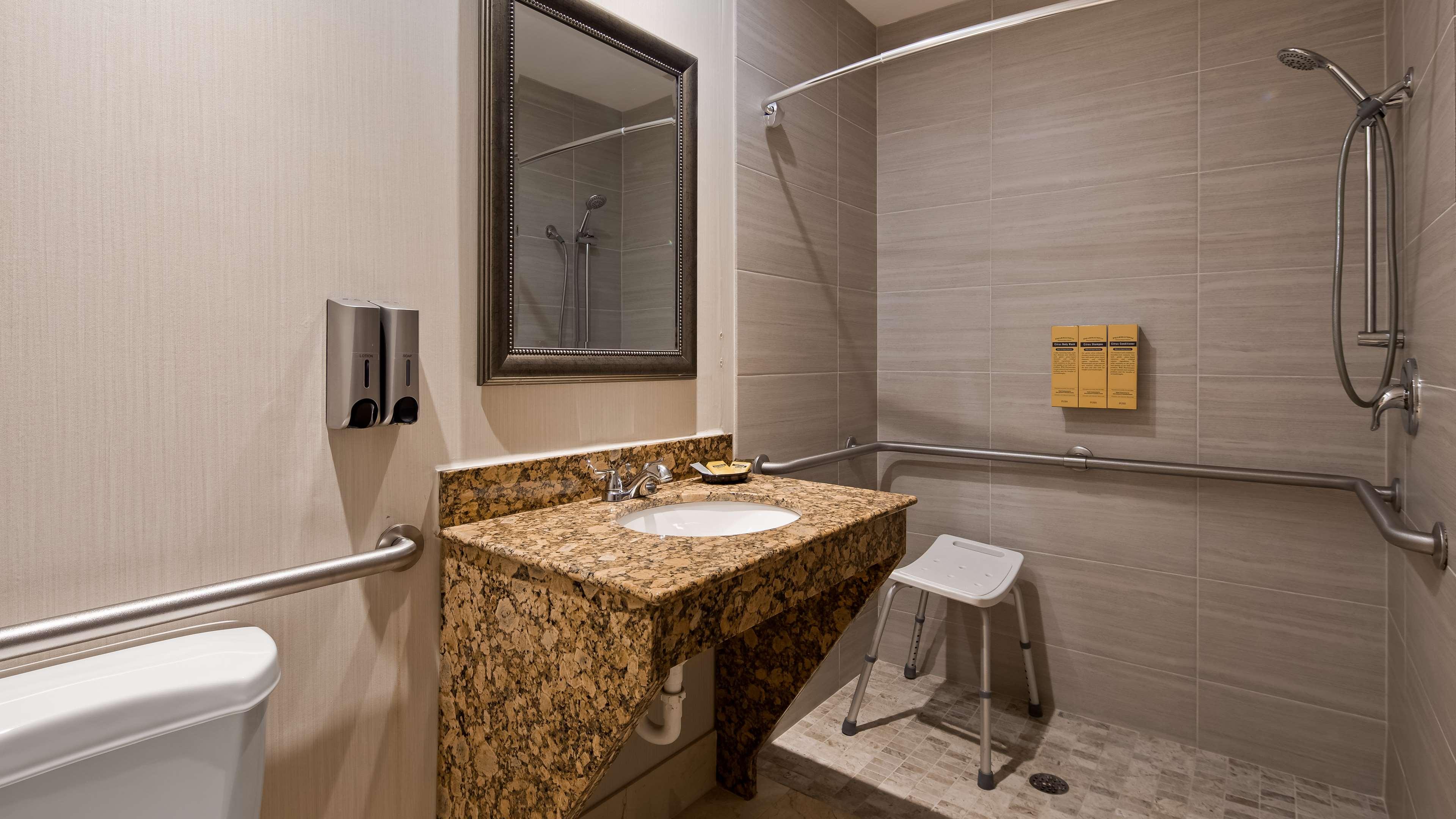 Suite Two Queen Beds