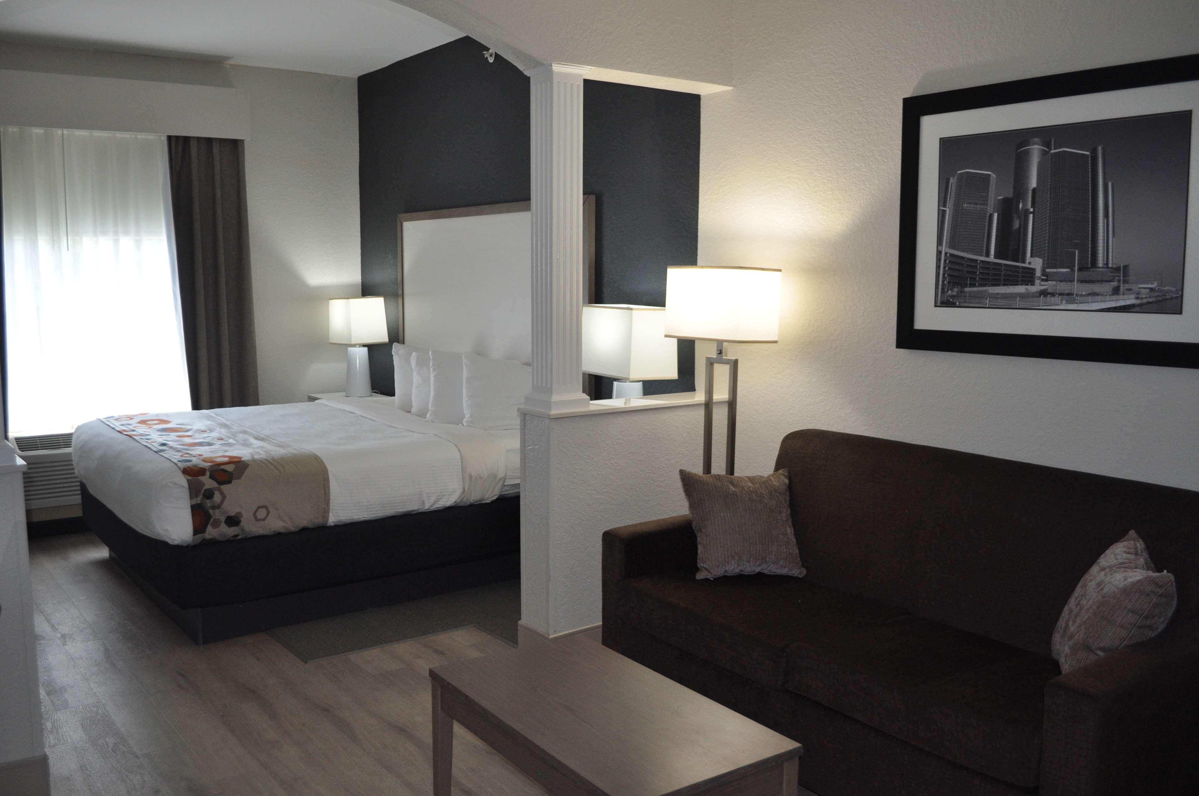 Room King Bed Non Smoking