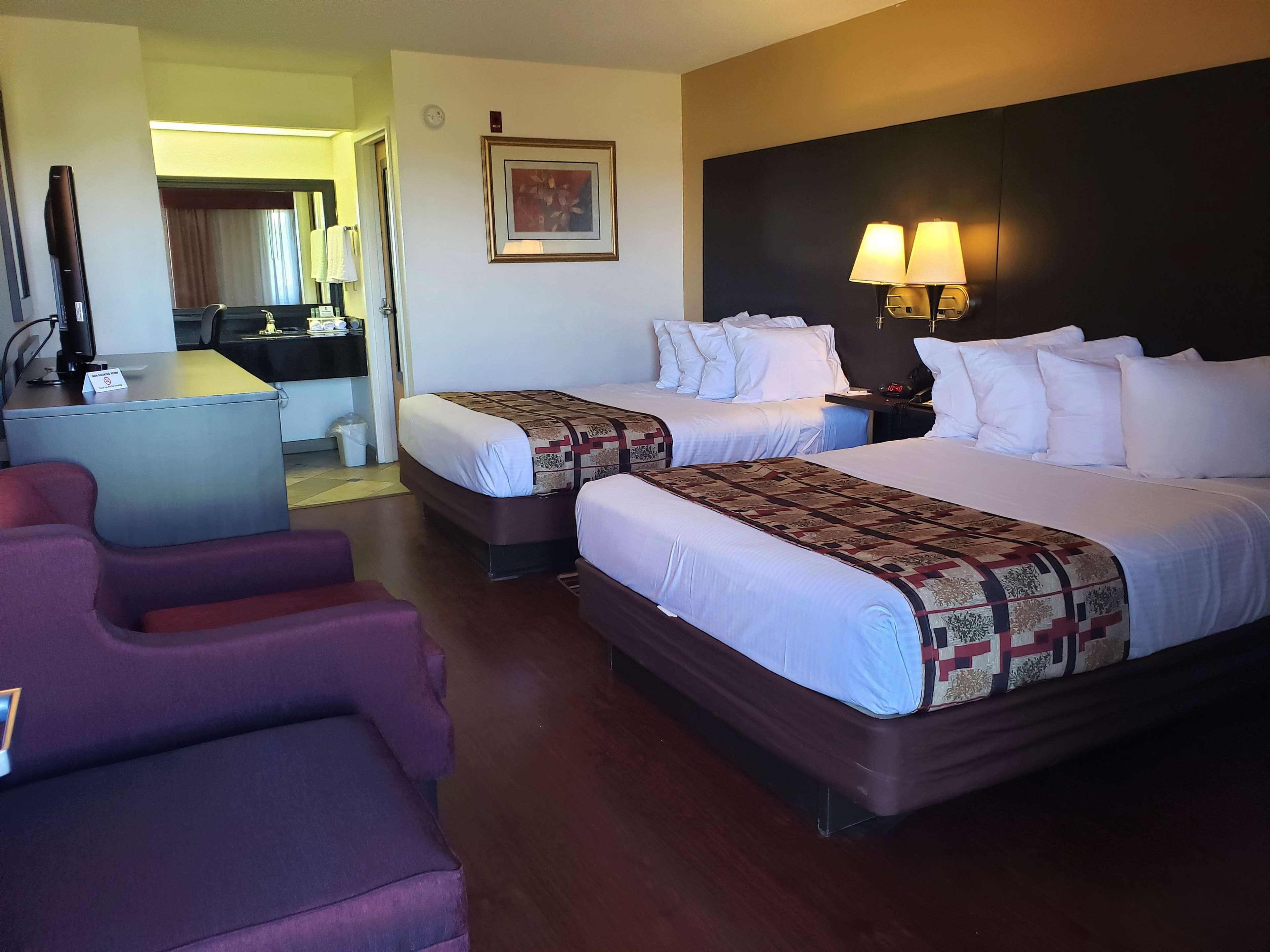 Room Two Double Beds Non Smoking