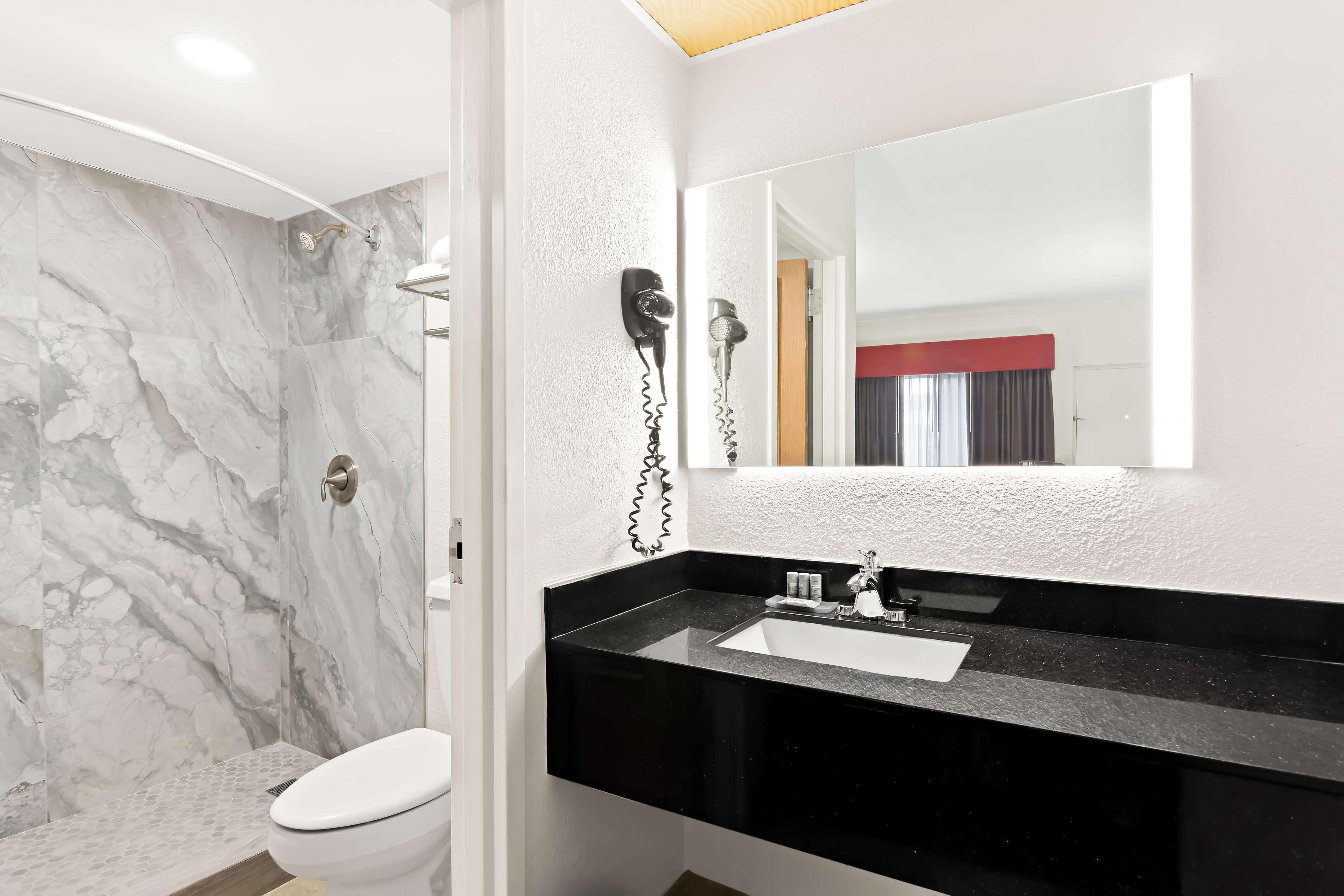 Room Two Double Beds Non Smoking