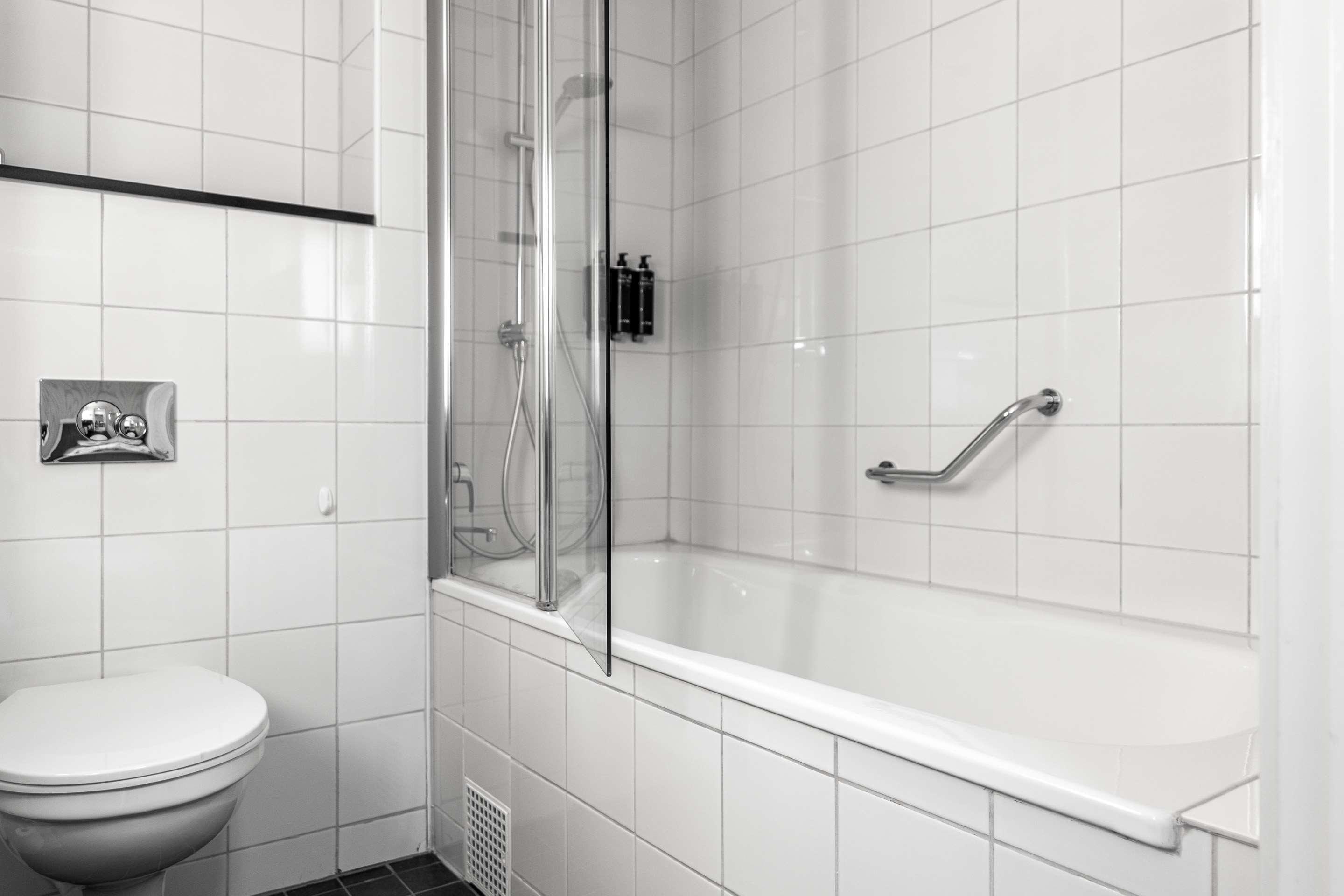 Family Room Capacity 4