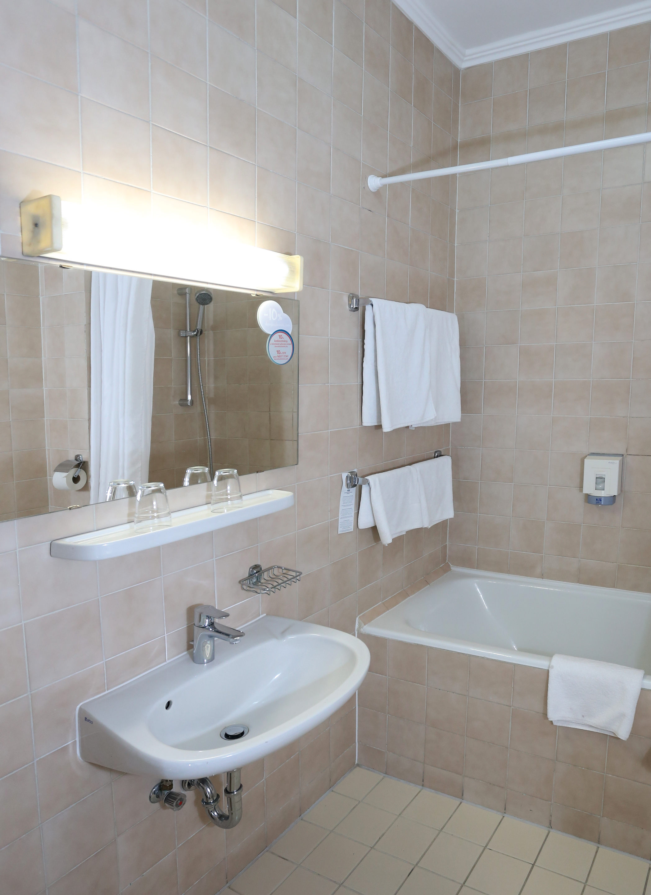 Double or Twin Standard